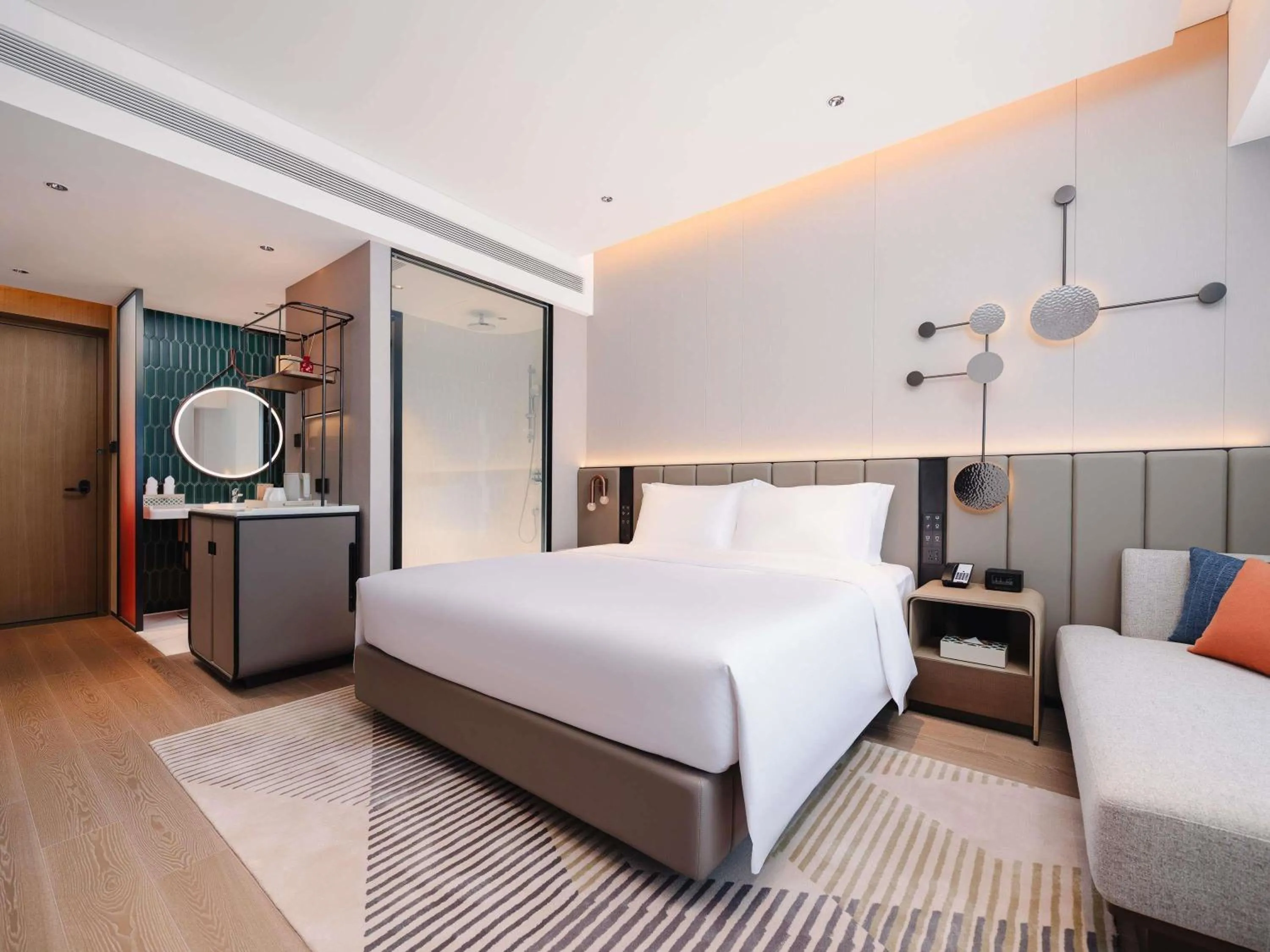 Bedroom, Bed in Novotel Xiamen Downtown