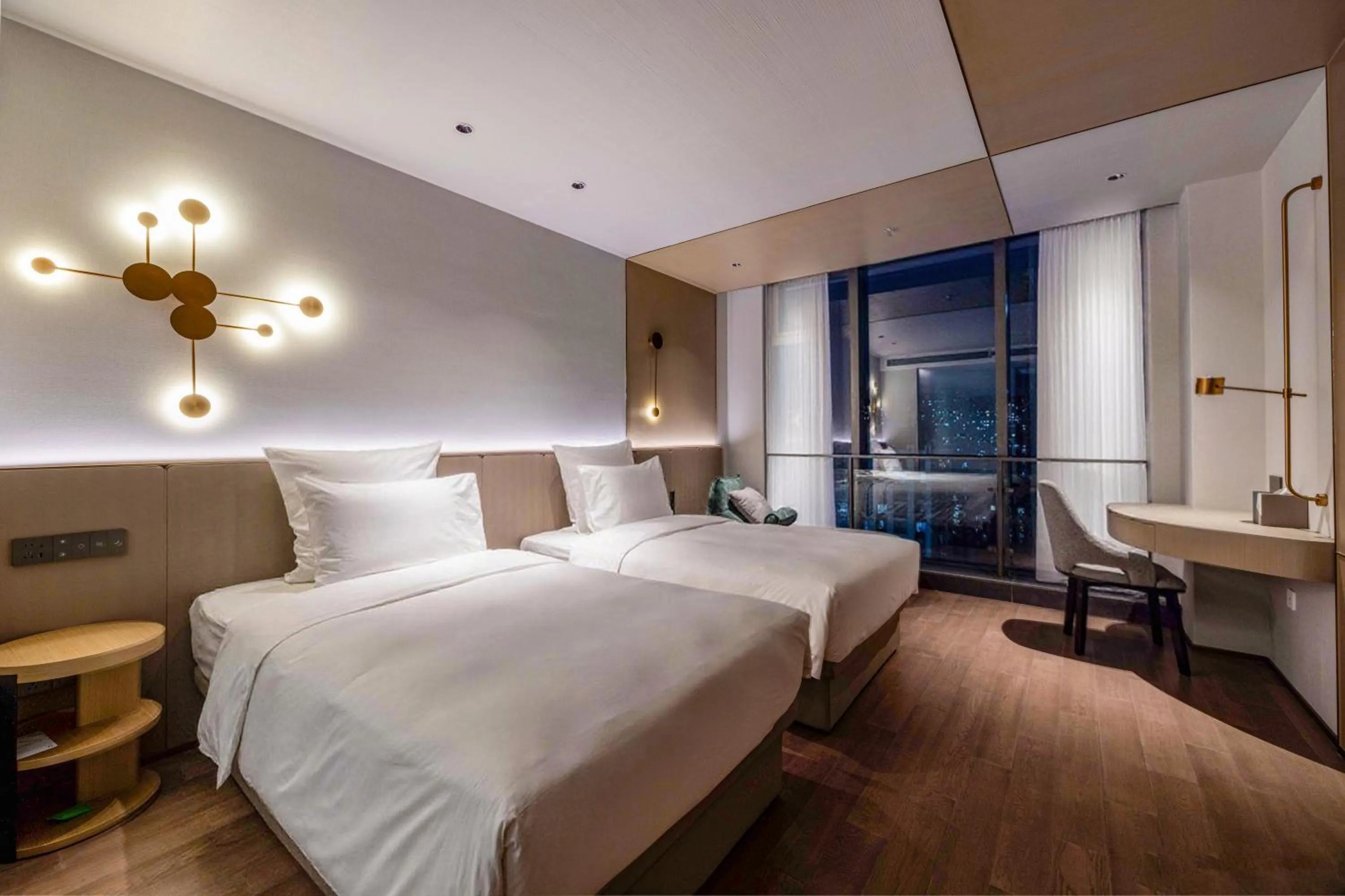 Photo of the whole room, Bed in Novotel Kunshan East