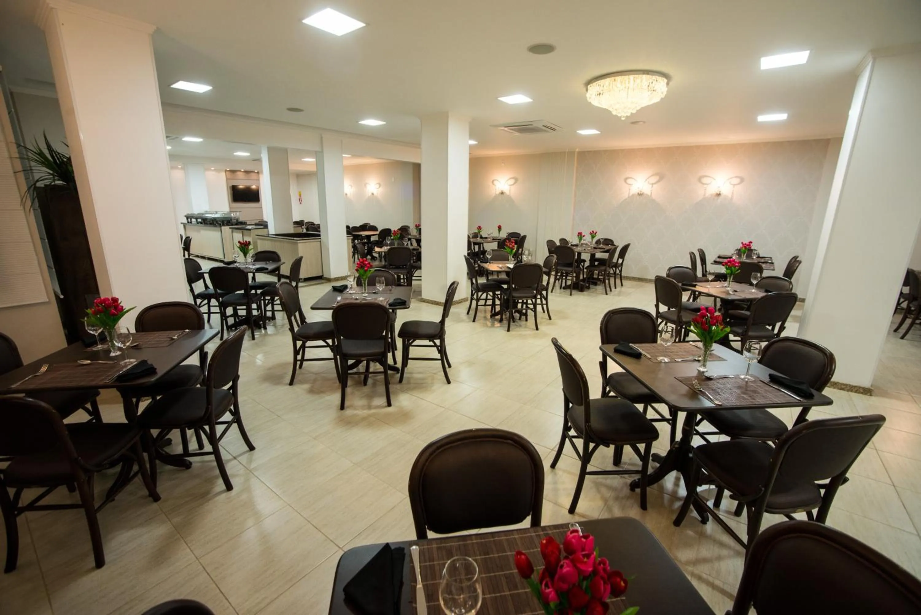 Breakfast in Francisco Beltrão Palace Hotel