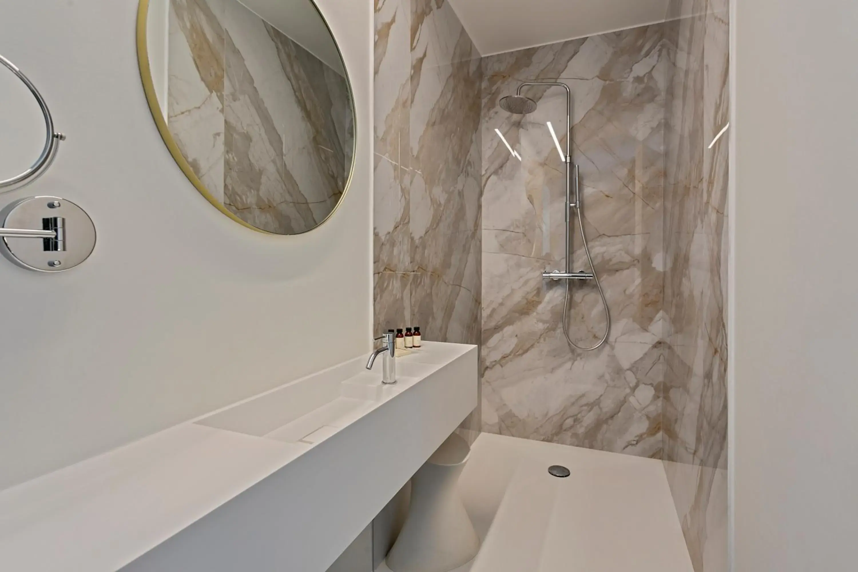 Family Room (3 Connecting Rooms) in Hotel Astoria Family Room (3 Connecting Rooms) in Hotel Astoria