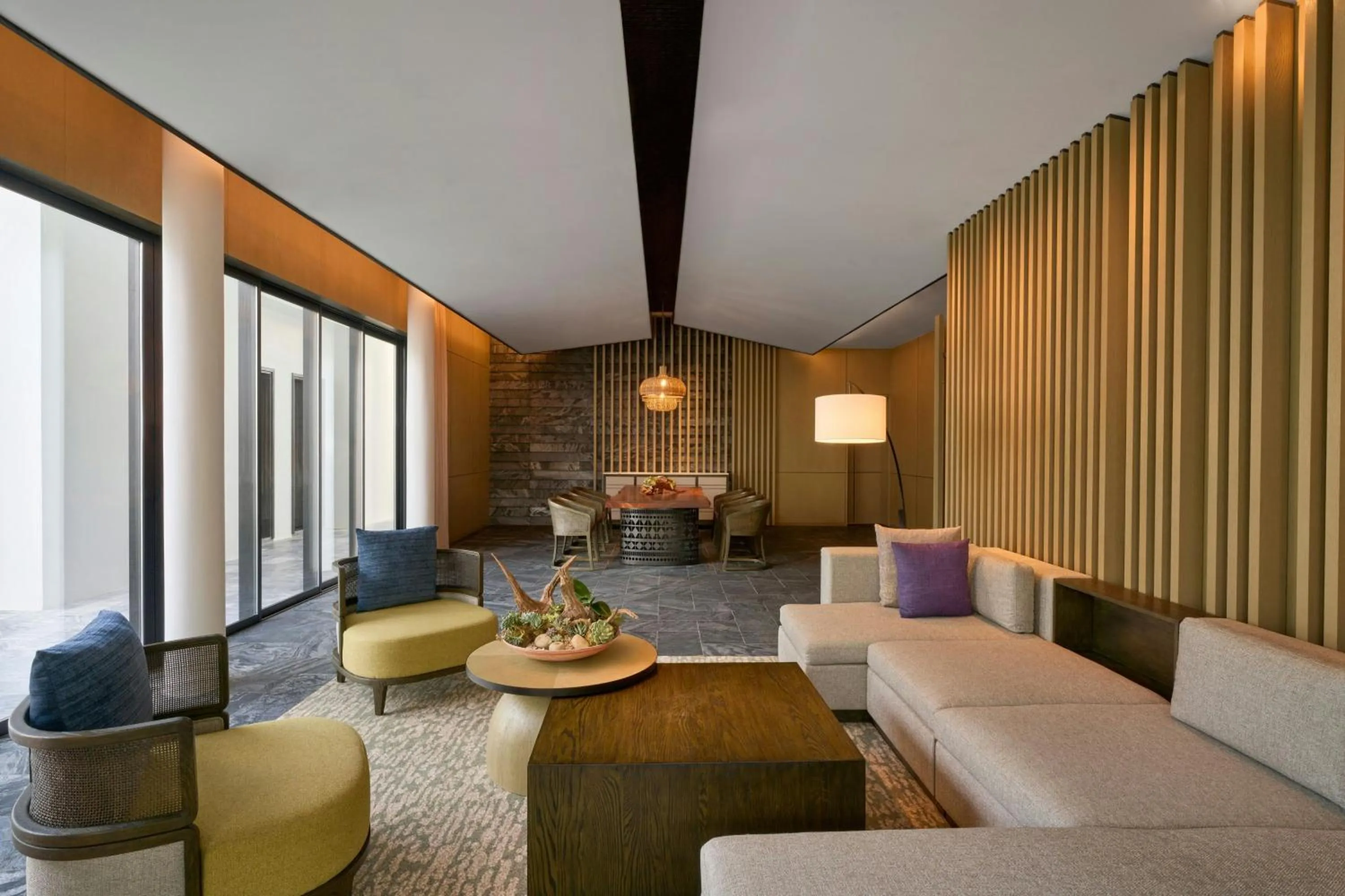 Lounge or bar in JW Marriott Cam Ranh Bay Resort & Spa