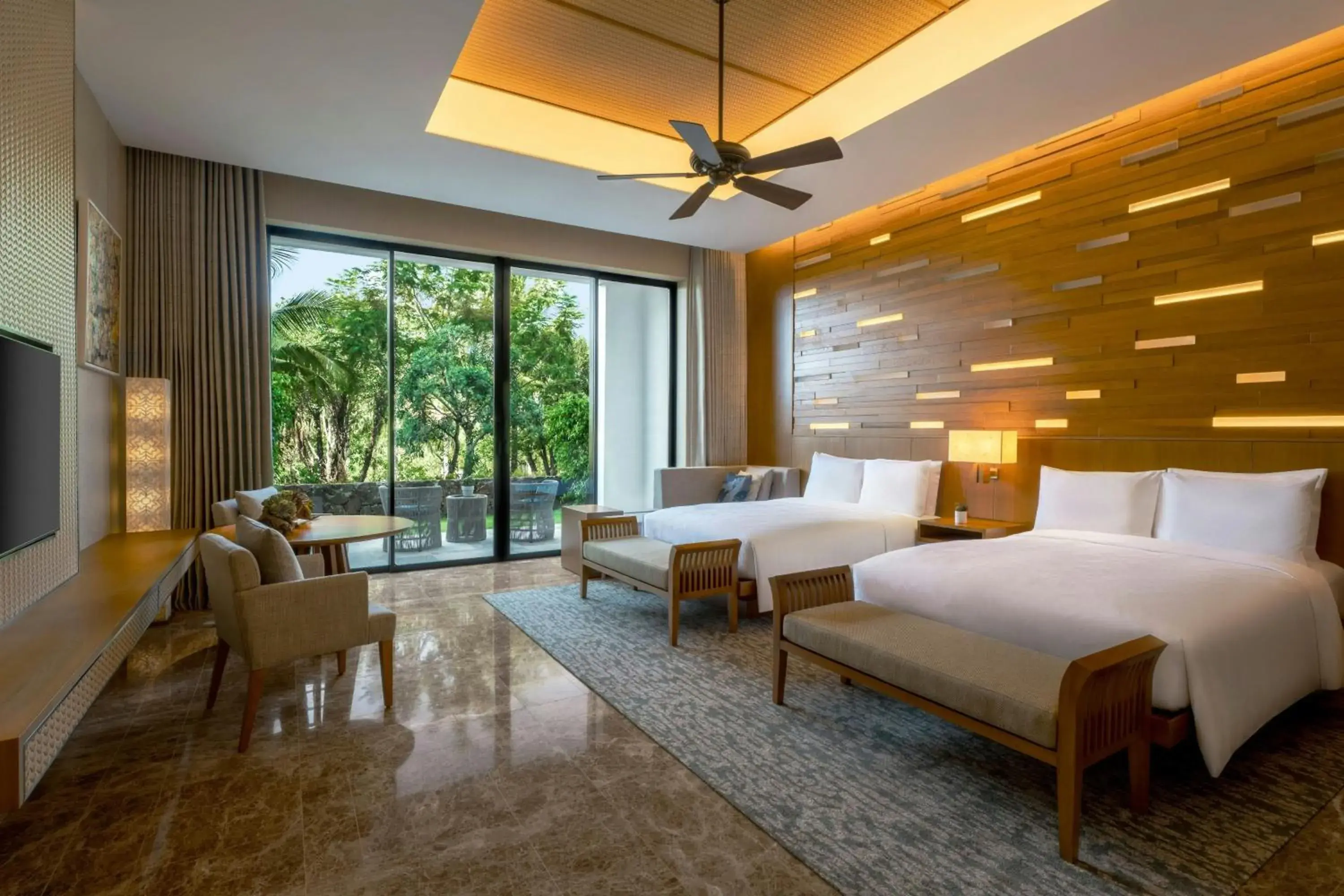 Deluxe Double Room with Two Double Beds and Balcony in JW Marriott Cam Ranh Bay Resort & Spa Deluxe Double Room with Two Double Beds and Balcony in JW Marriott Cam Ranh Bay Resort & Spa