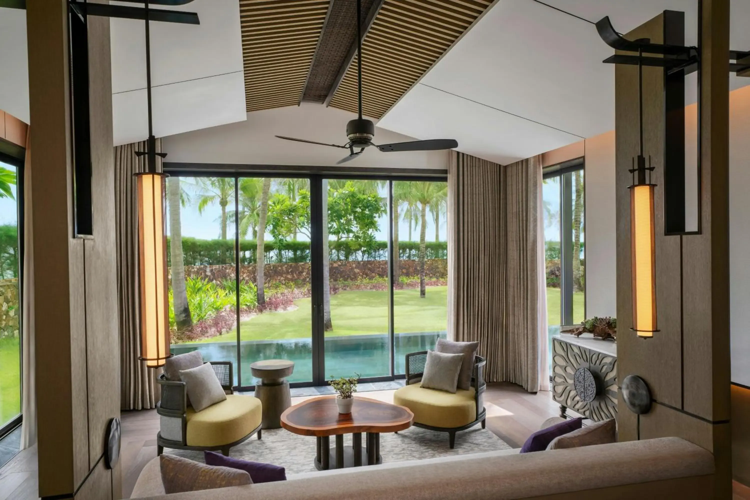 Three-Bedroom Oceanfront Villa with Private Pool in JW Marriott Cam Ranh Bay Resort & Spa Three-Bedroom Oceanfront Villa with Private Pool in JW Marriott Cam Ranh Bay Resort & Spa