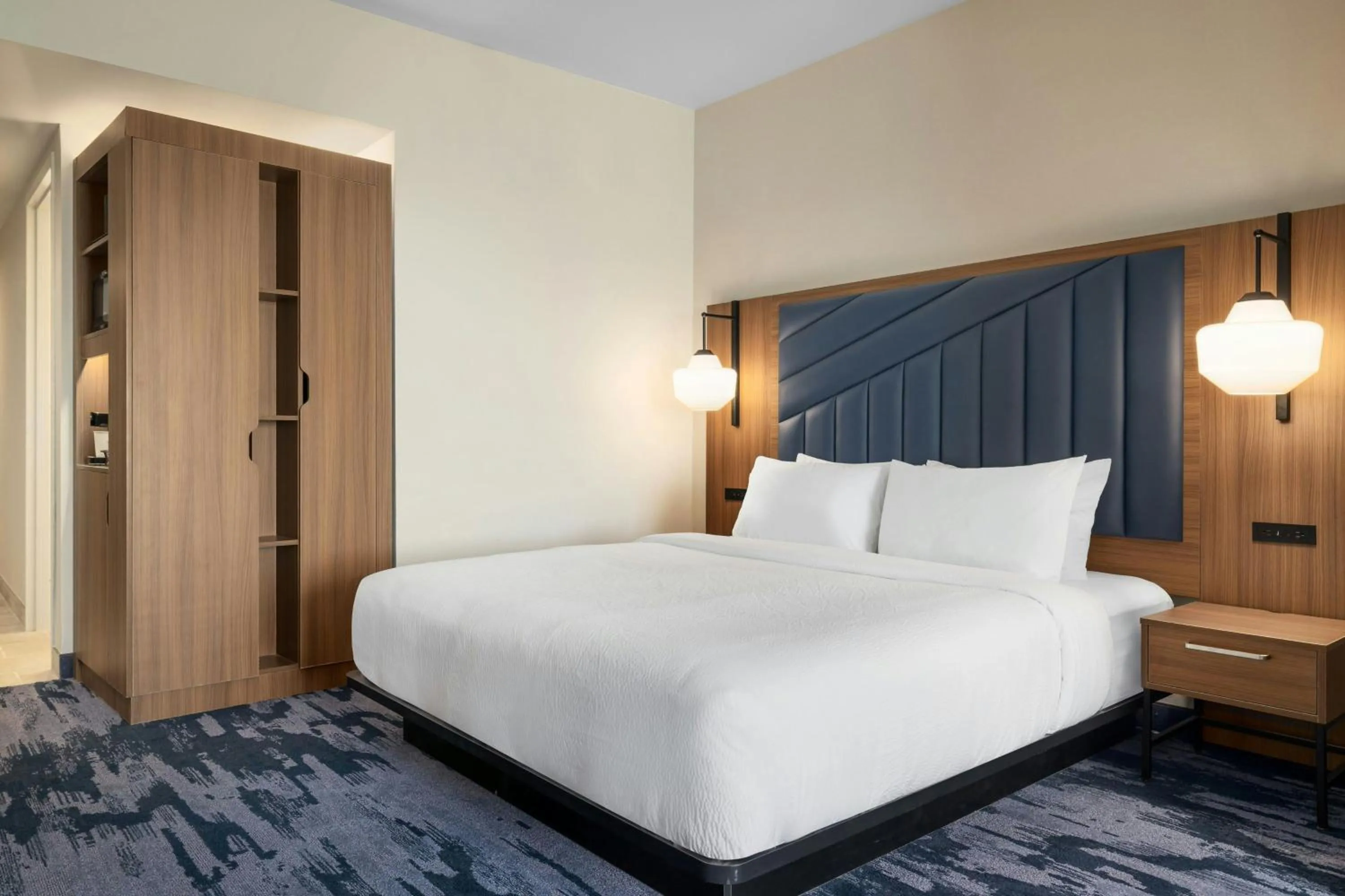 Photo of the whole room, Bed in Fairfield by Marriott Inn & Suites Forrest City