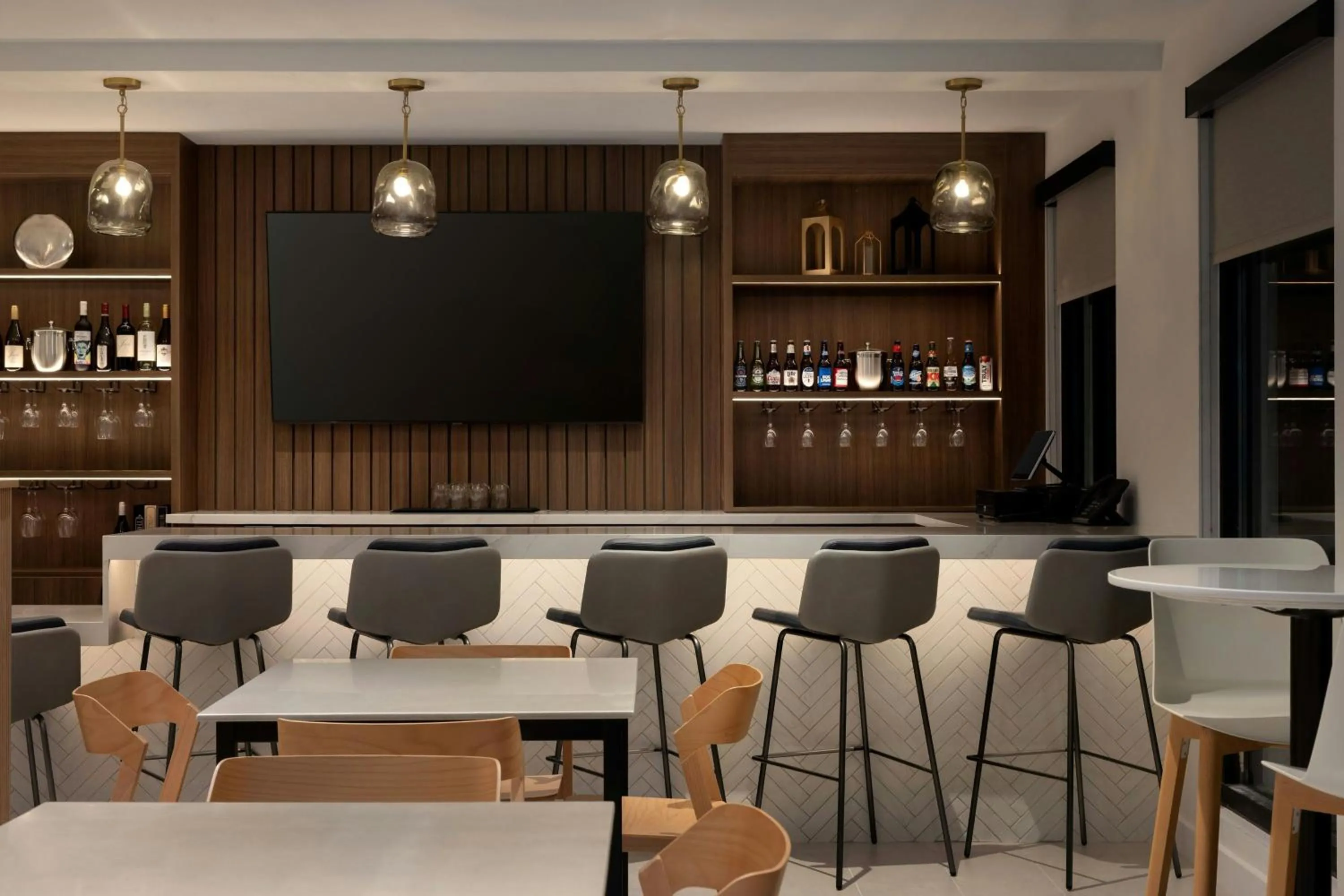 Lounge or bar in TownePlace Suites by Marriott Forrest City