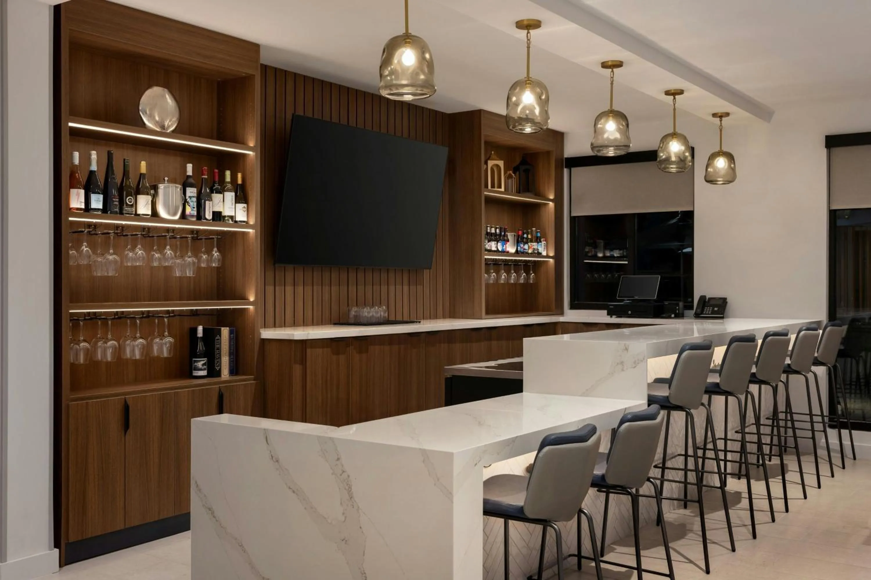 Restaurant/places to eat in TownePlace Suites by Marriott Forrest City