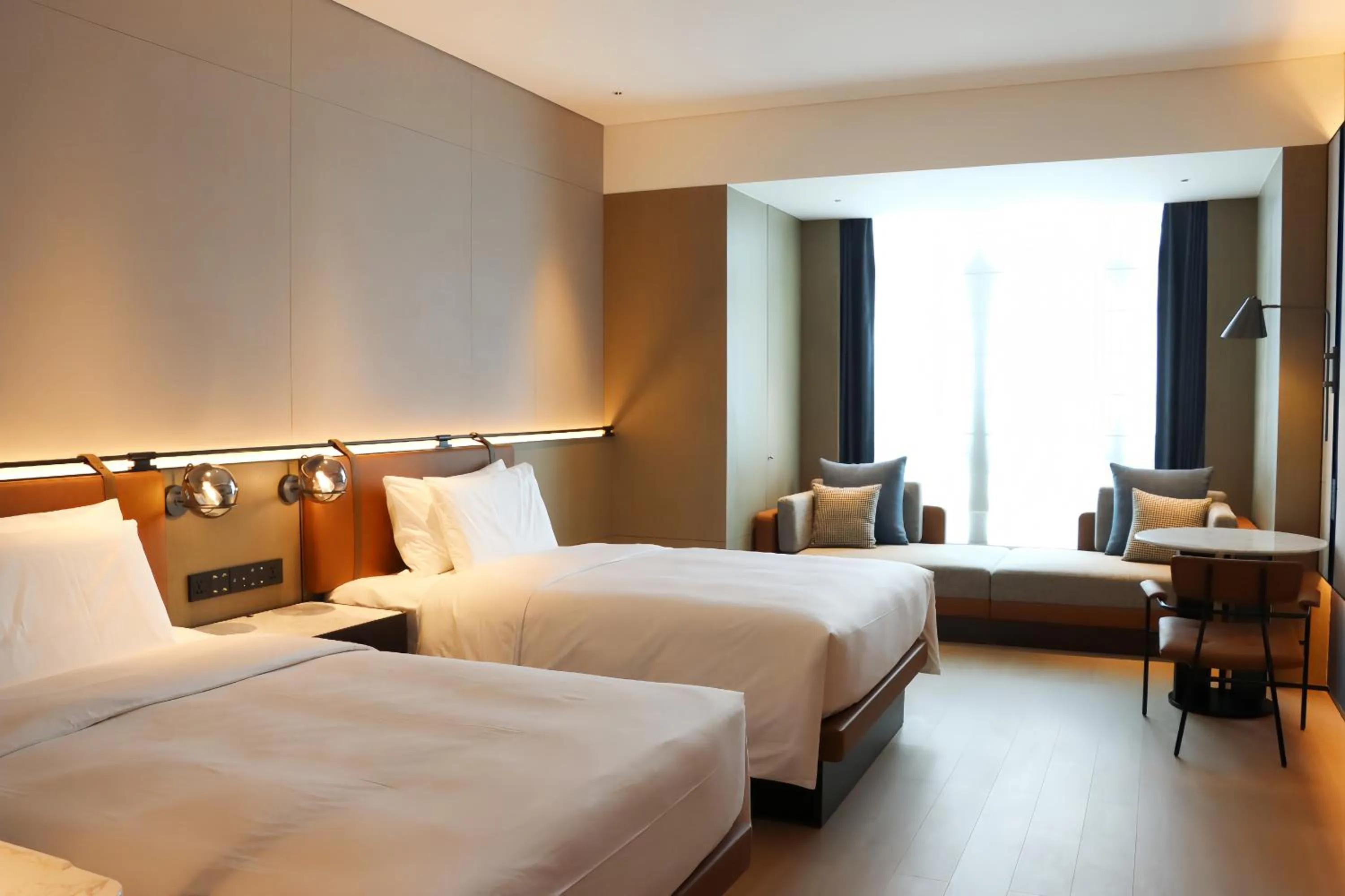 Executive Double Room with Two Double Beds and City View in Four Points by Sheraton Nanning, Wuxiang
