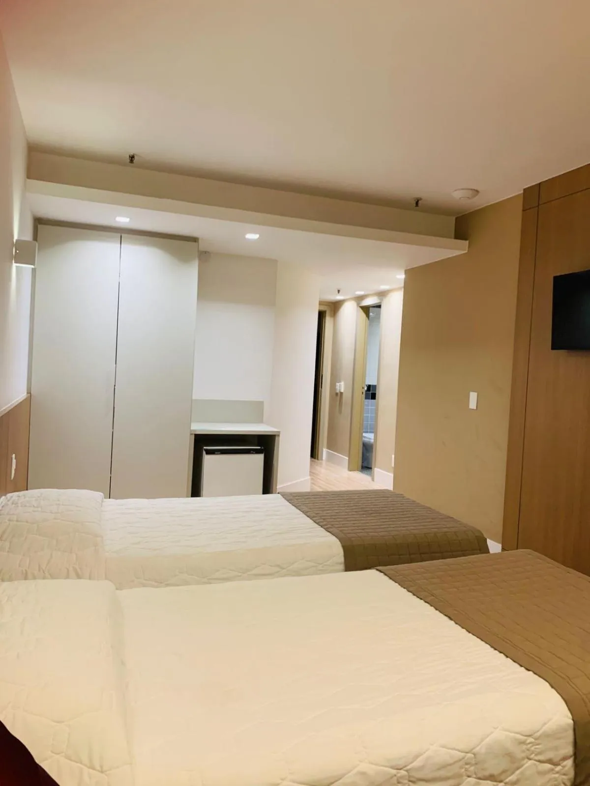 Bedroom, Bed in South American Copacabana Hotel