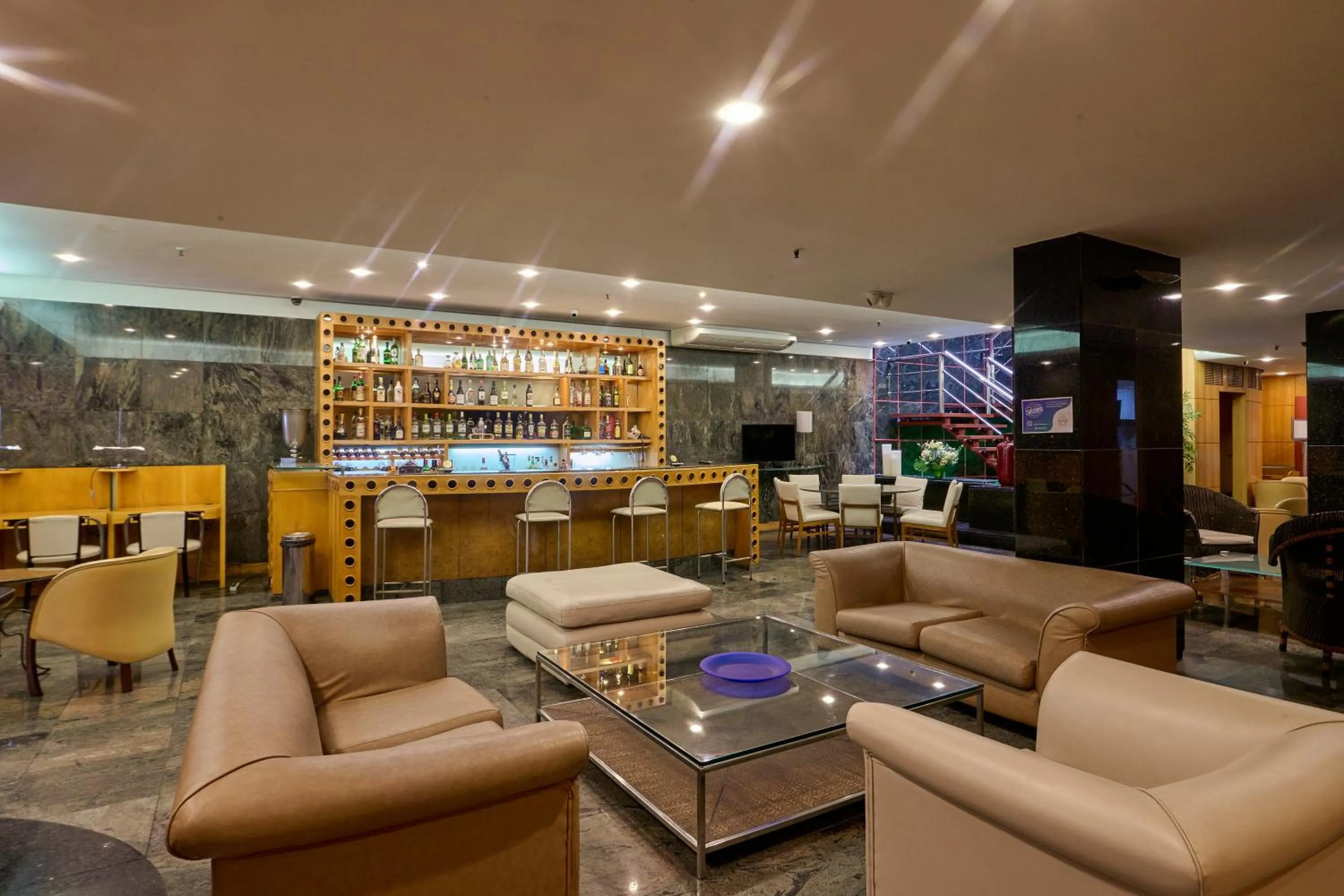 Lounge or bar in South American Copacabana Hotel