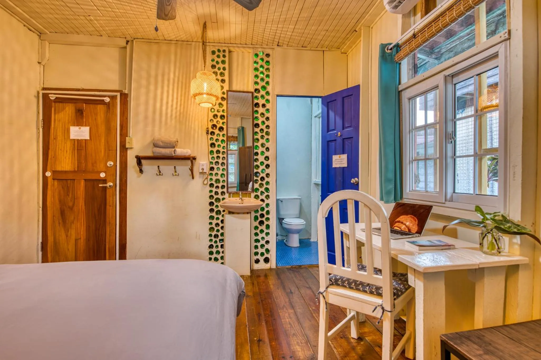 Bathroom in Saigon Bay Bed & Breakfast