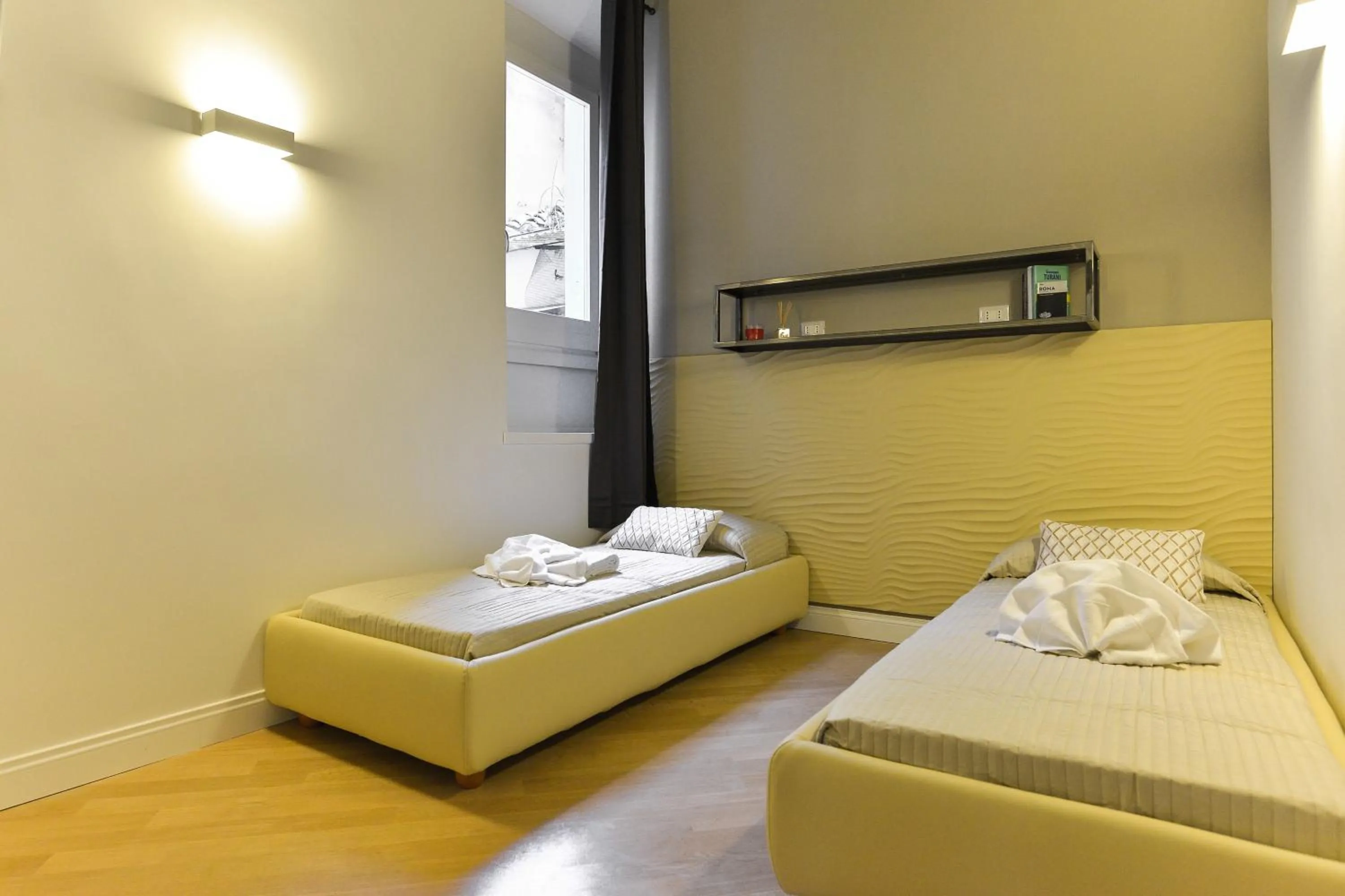 Day, Bed in EVE Luxury Apartments Pantheon