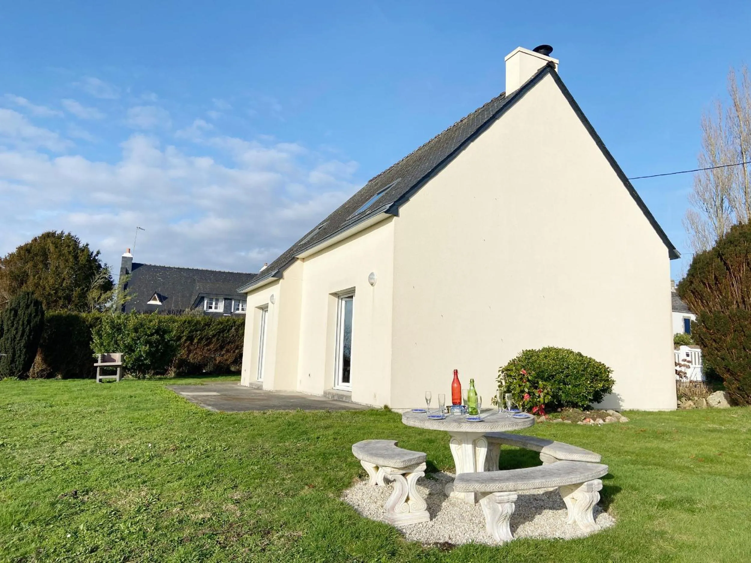 KERBACHIQUE - Maison, Confort, Jardin - C89