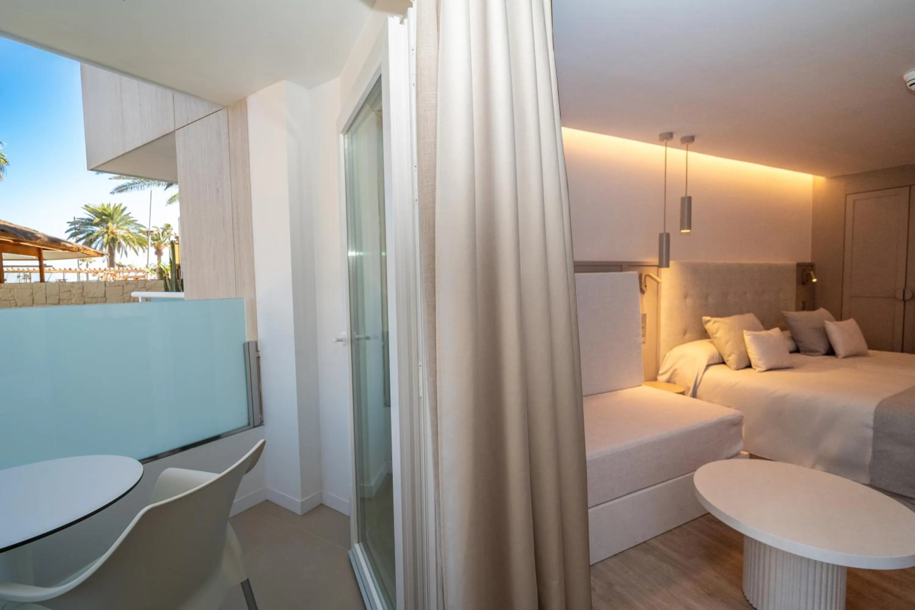 View (from property/room), Bed in Hotel Sahara Playa