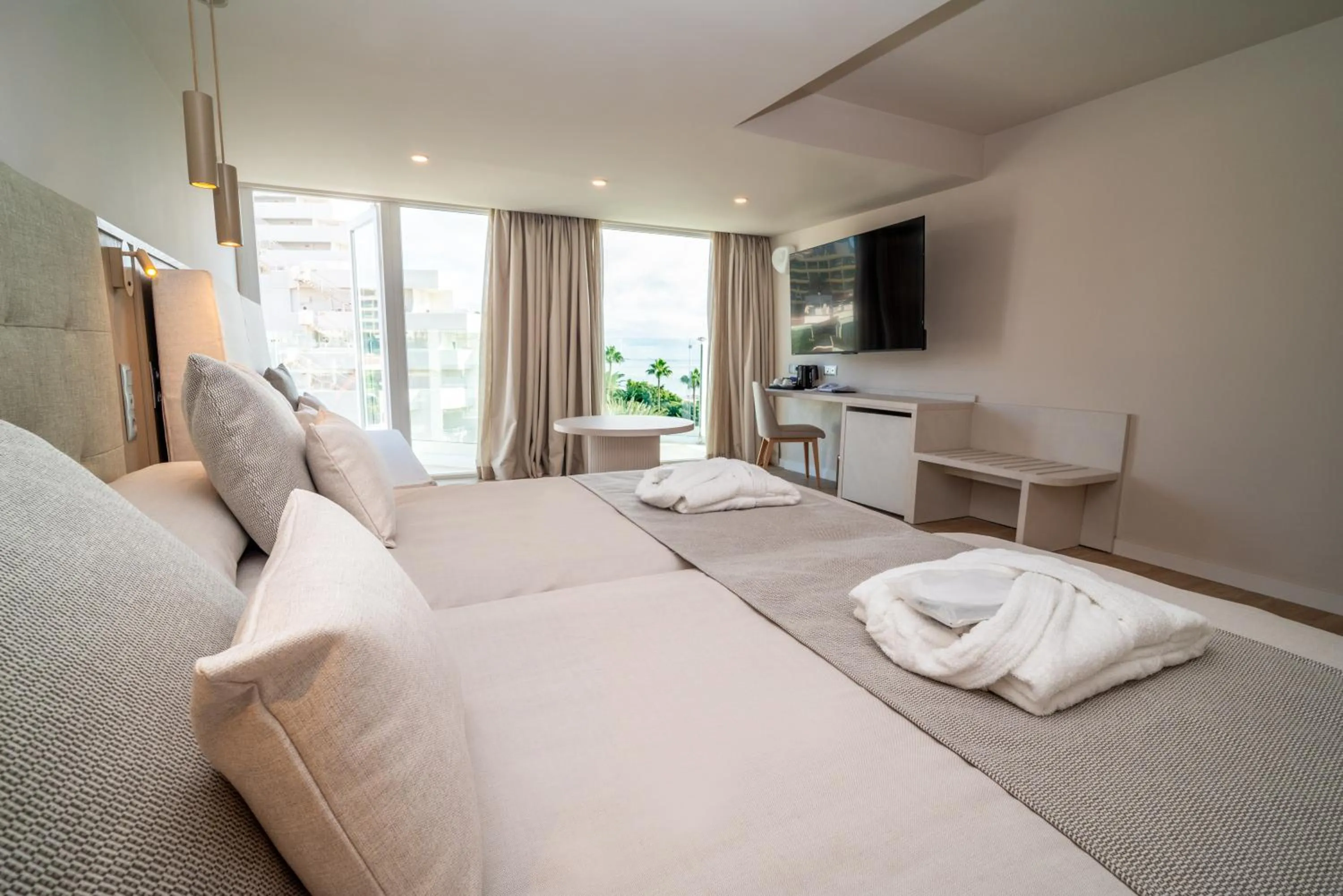 Bed in Hotel Sahara Playa