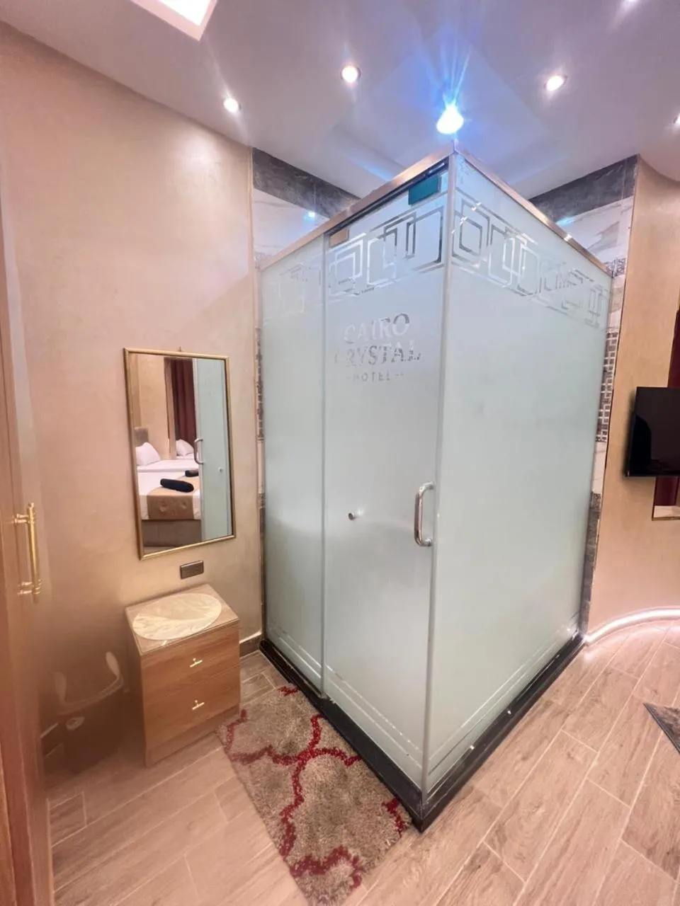 Shower in Cairo Crystal Hotel