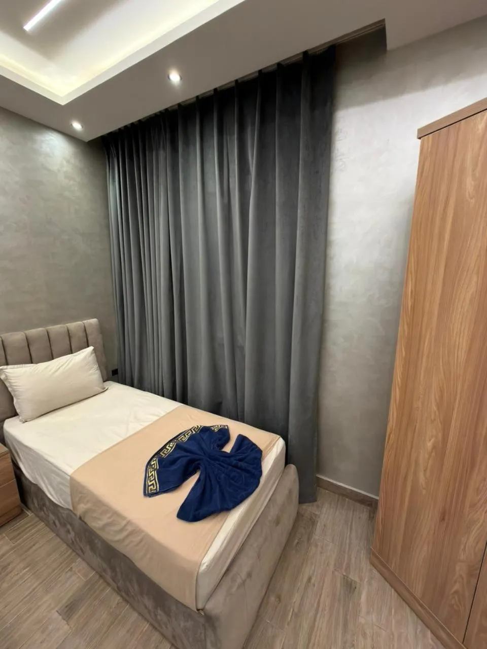 Bed in Cairo Crystal Hotel