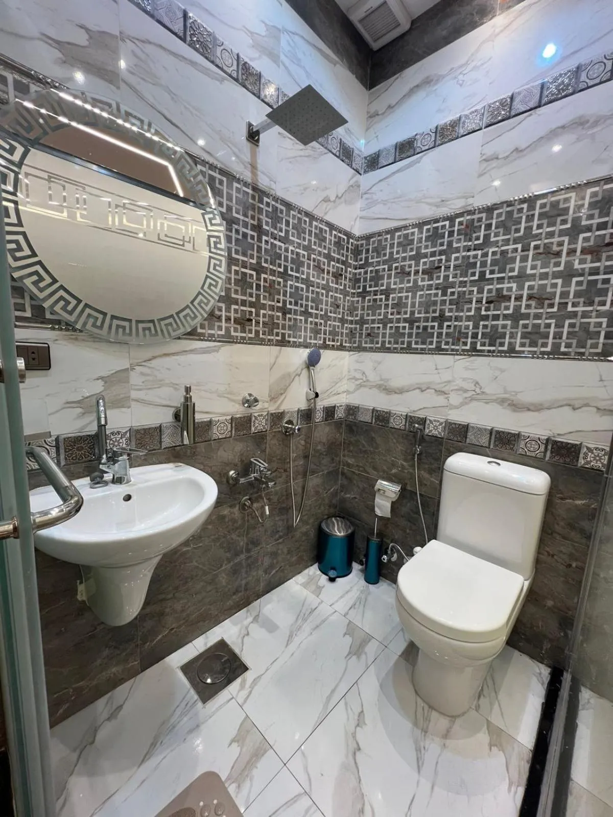 Bathroom in Cairo Crystal Hotel