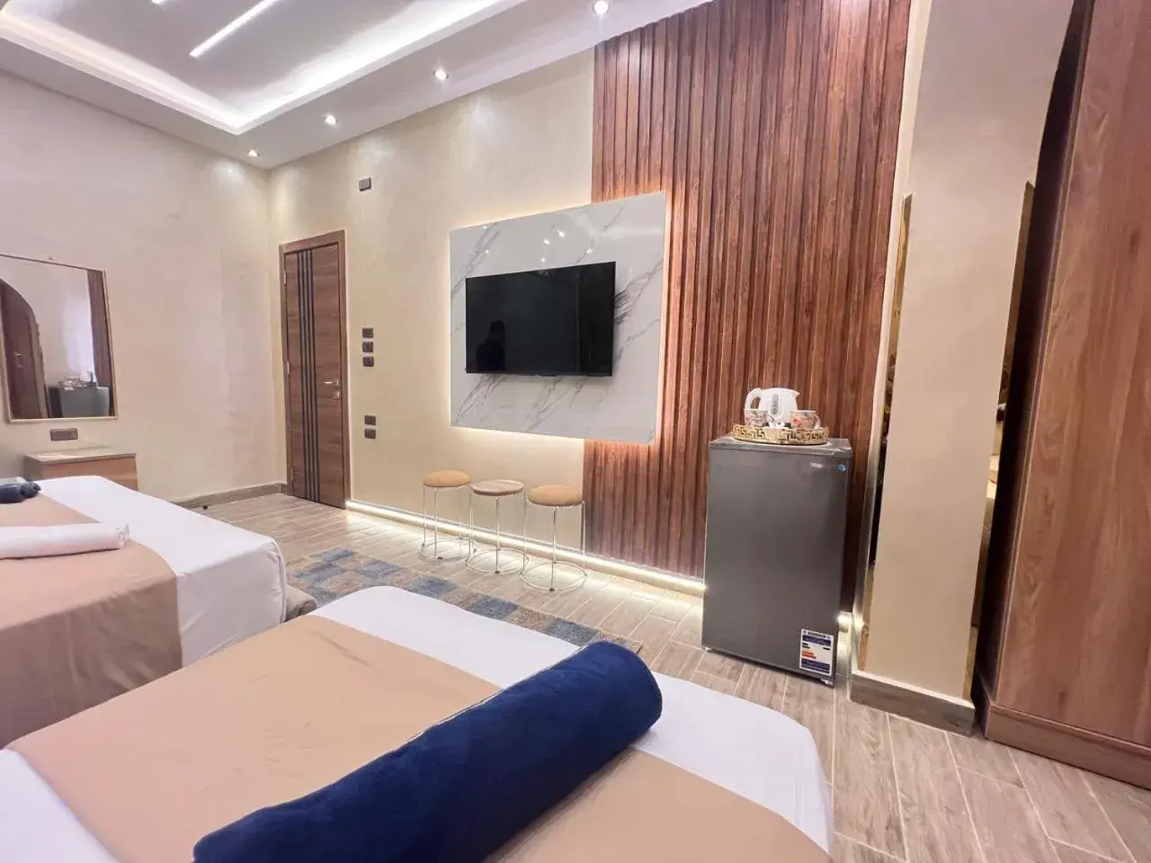 Comfort Quadruple Room - single occupancy in Cairo Crystal Hotel Comfort Quadruple Room - single occupancy in Cairo Crystal Hotel