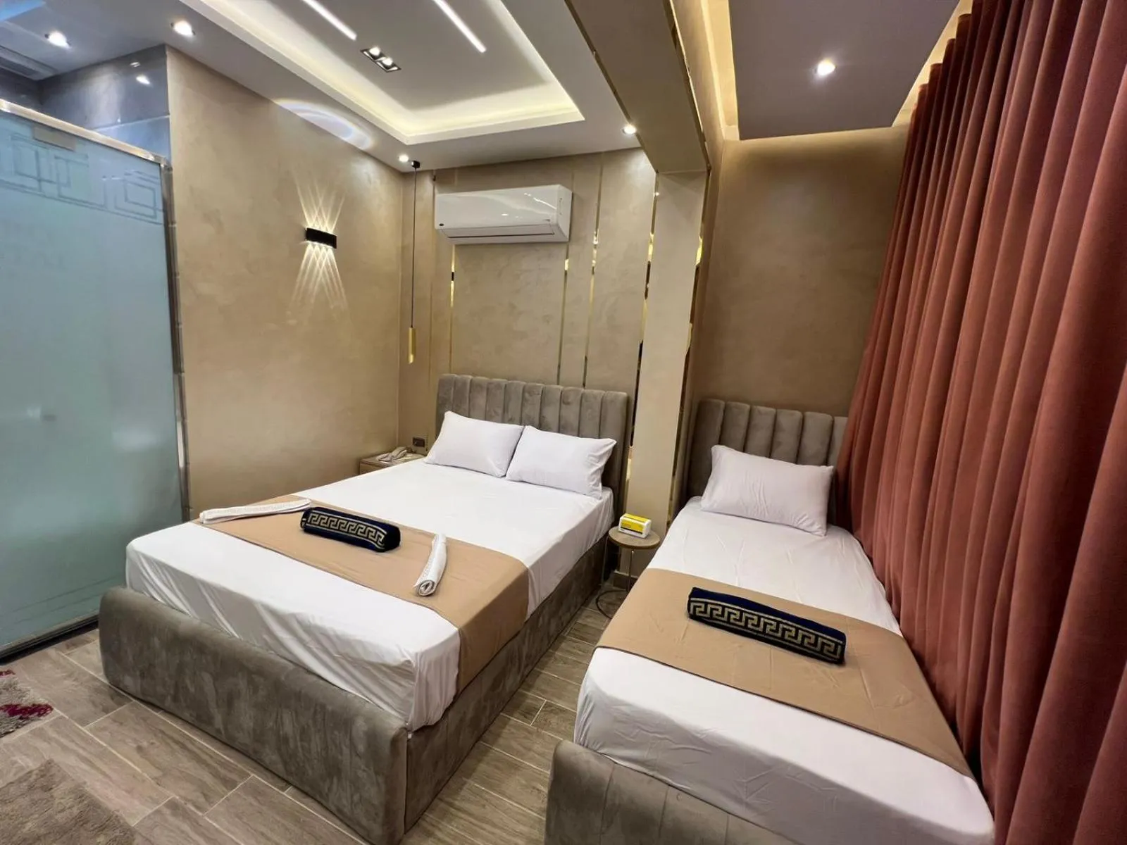 Bed in Cairo Crystal Hotel