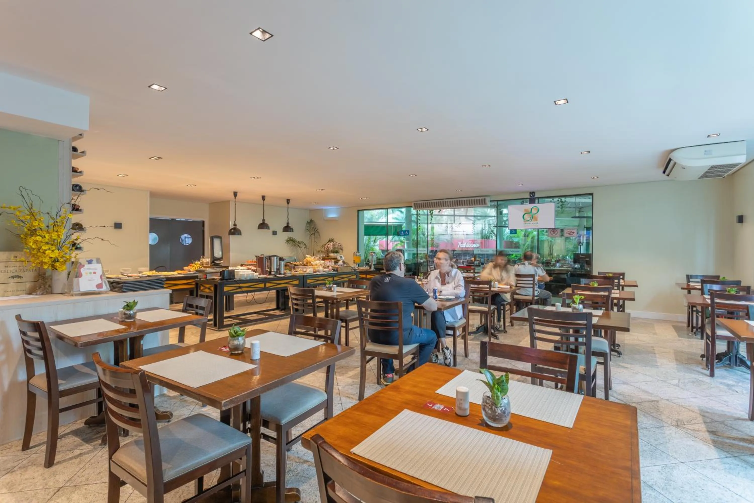 Restaurant/places to eat in Green Place Ibirapuera