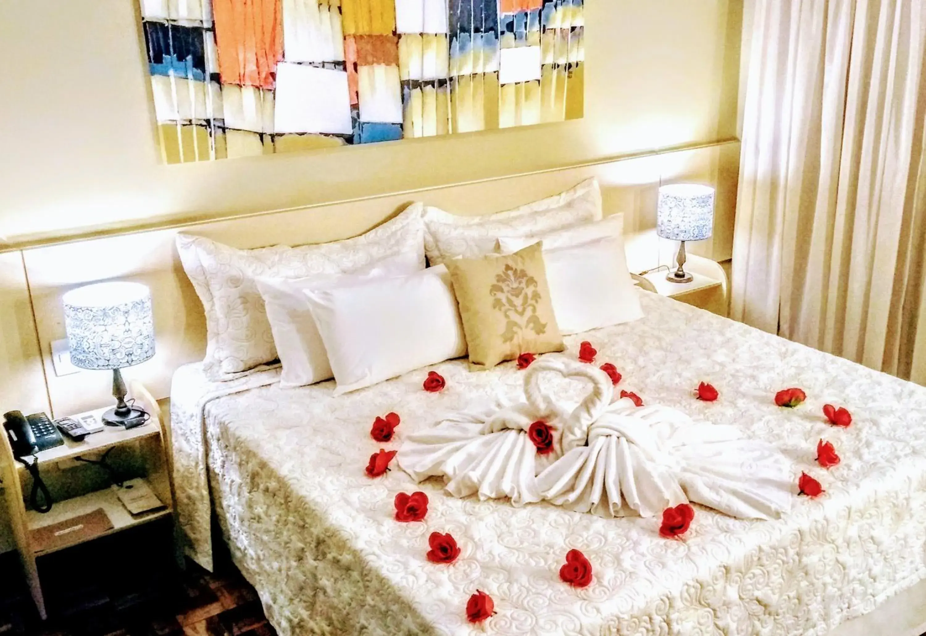 Photo of the whole room, Bed in Vespasiano Hotel Telêmaco Borba Photo of the whole room, Bed in Vespasiano Hotel Telêmaco Borba