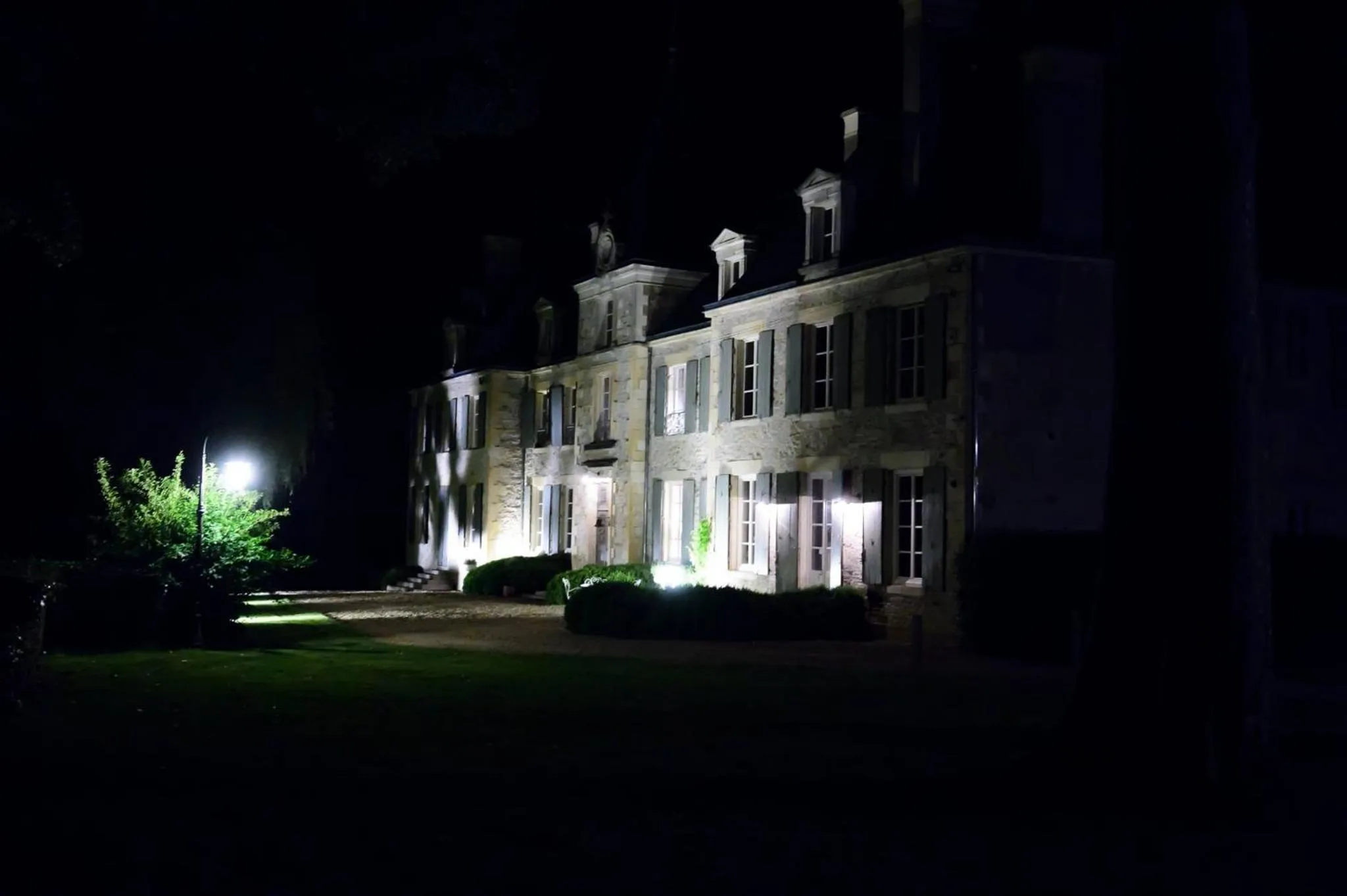 Facade/entrance in Château de Planchevienne