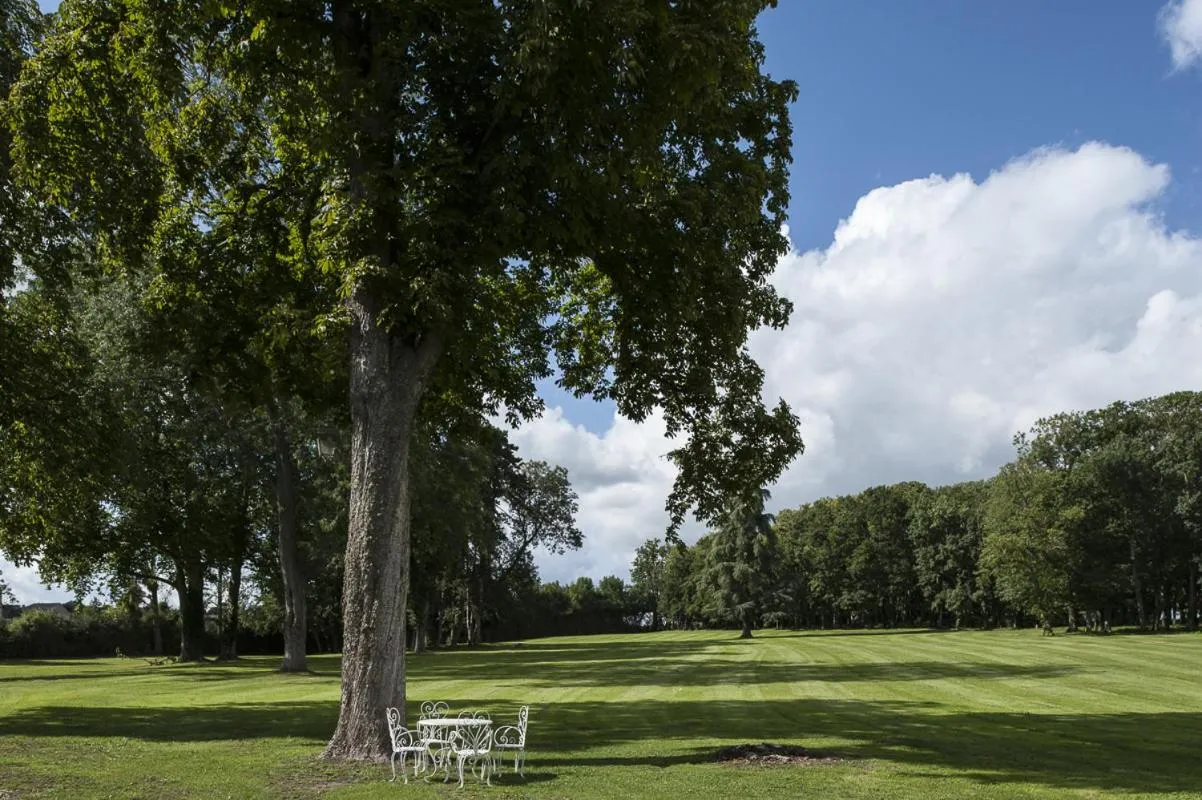 Garden in Château de Planchevienne
