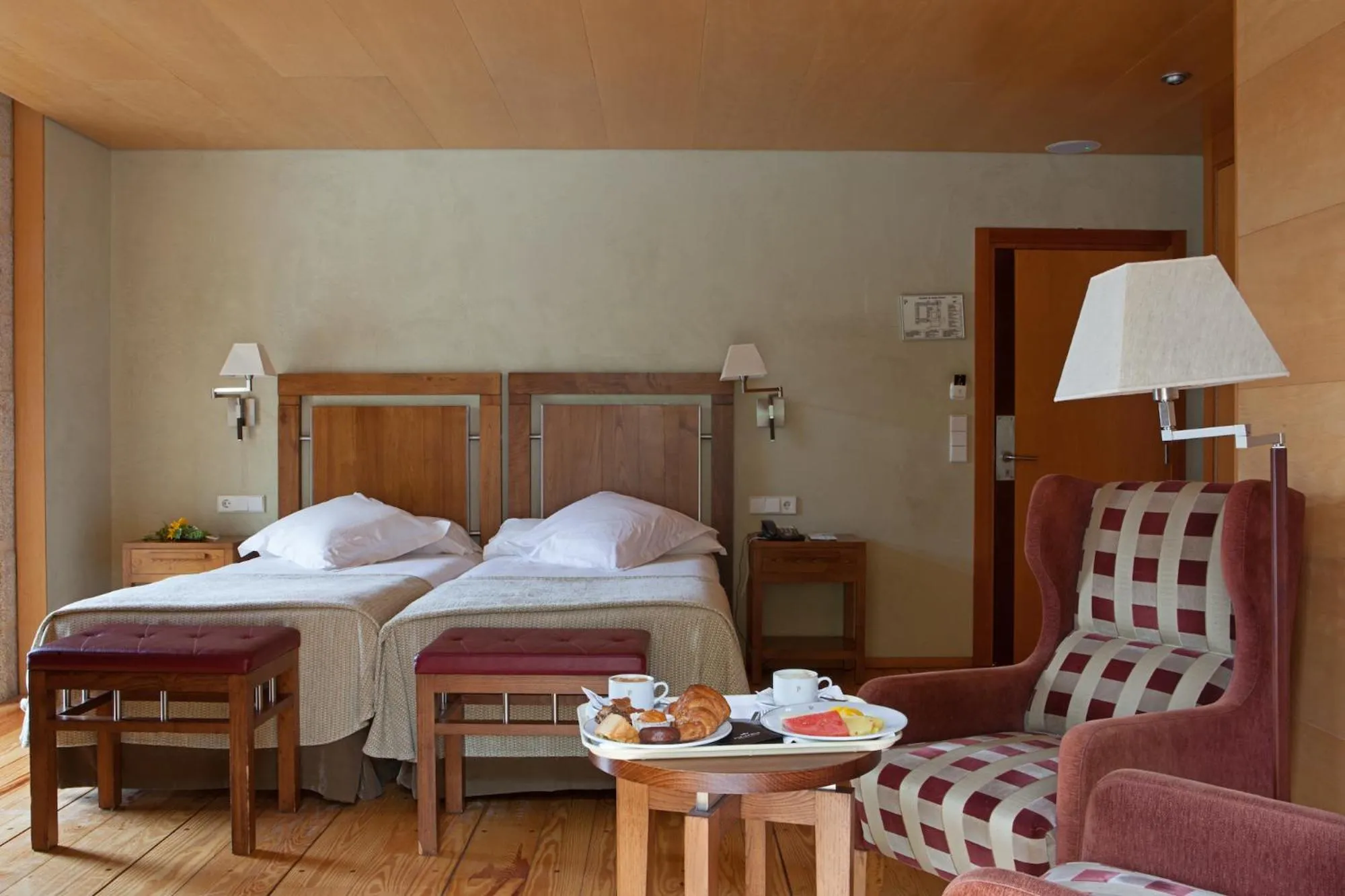 Bed in Parador de Santo Estevo