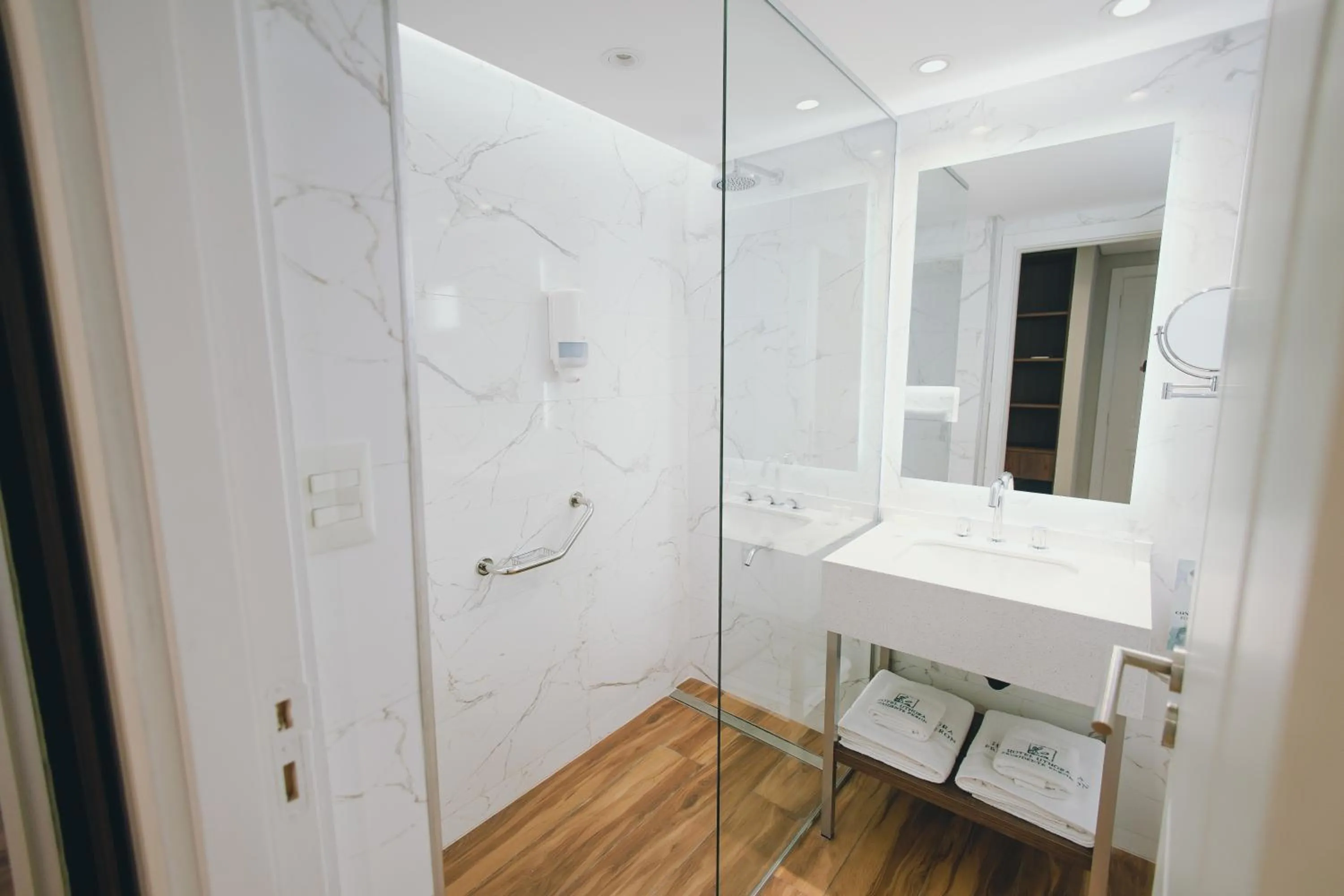 Bathroom in Uthgra Presidente Perón