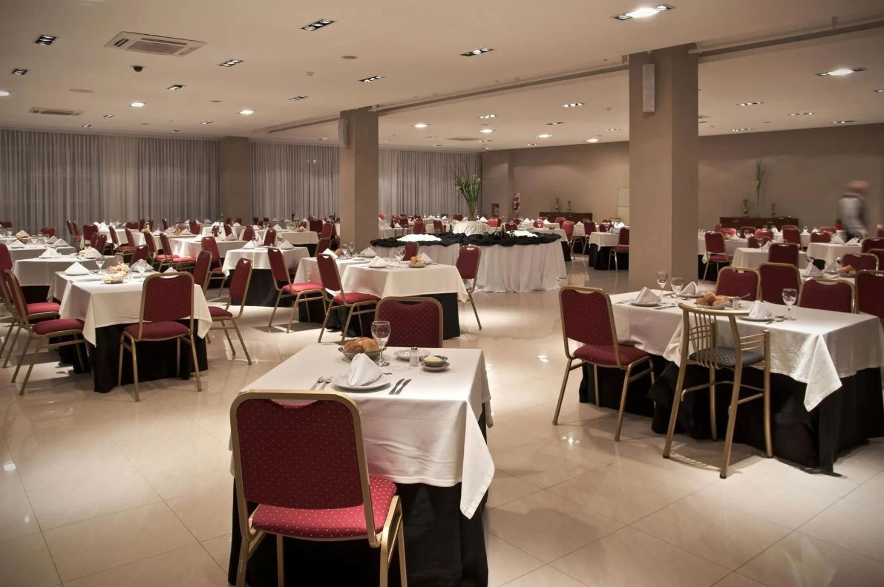 Restaurant/places to eat in Uthgra Presidente Perón