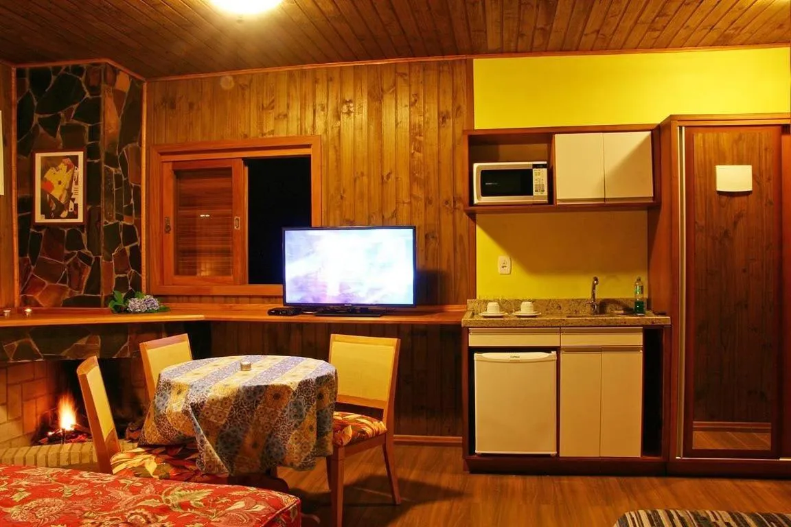 Dining area in Chalets do Vale