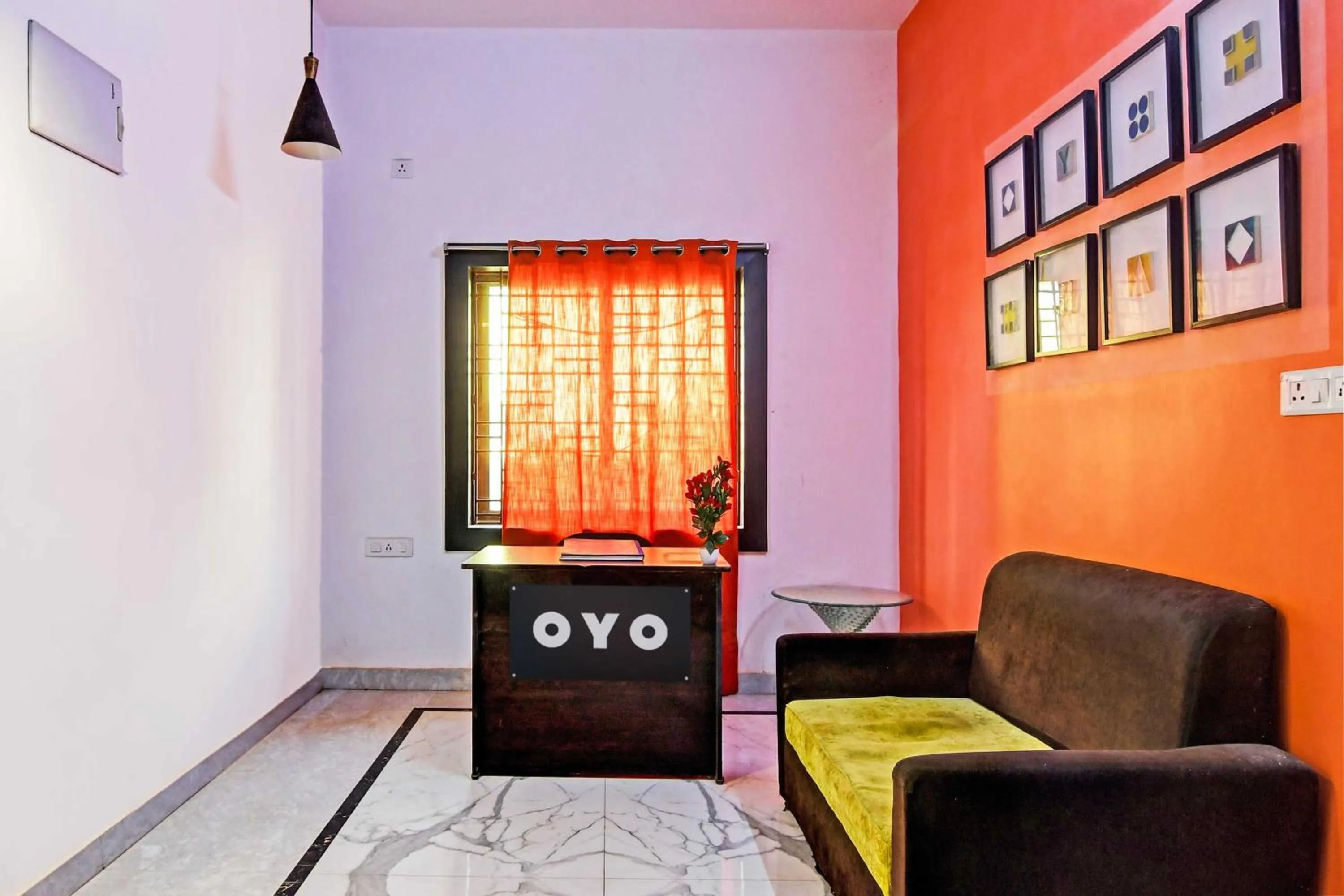 Bedroom in Hotel O Modern Stay Near ITER