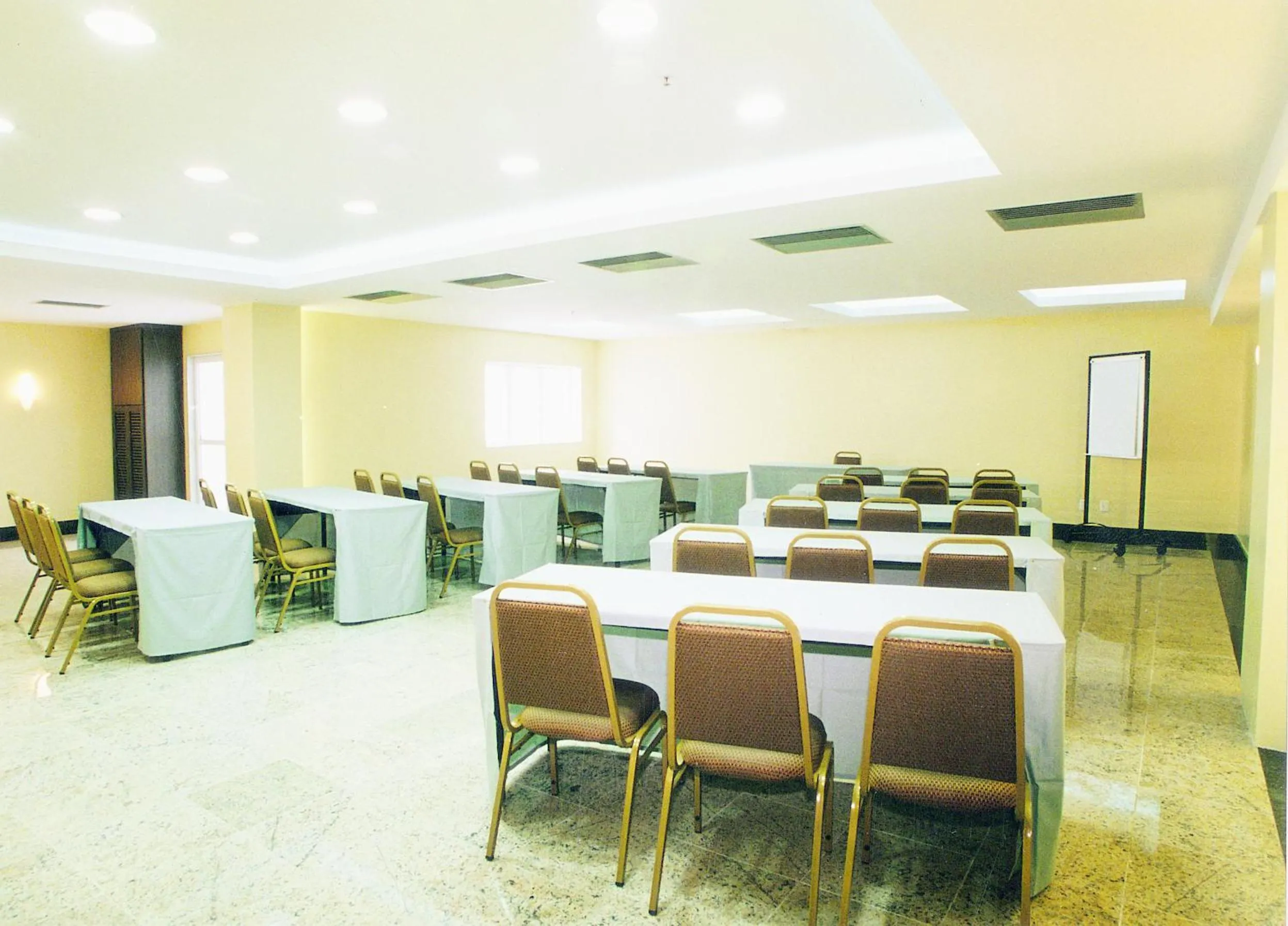 Banquet/Function facilities in Tropical Barra Hotel