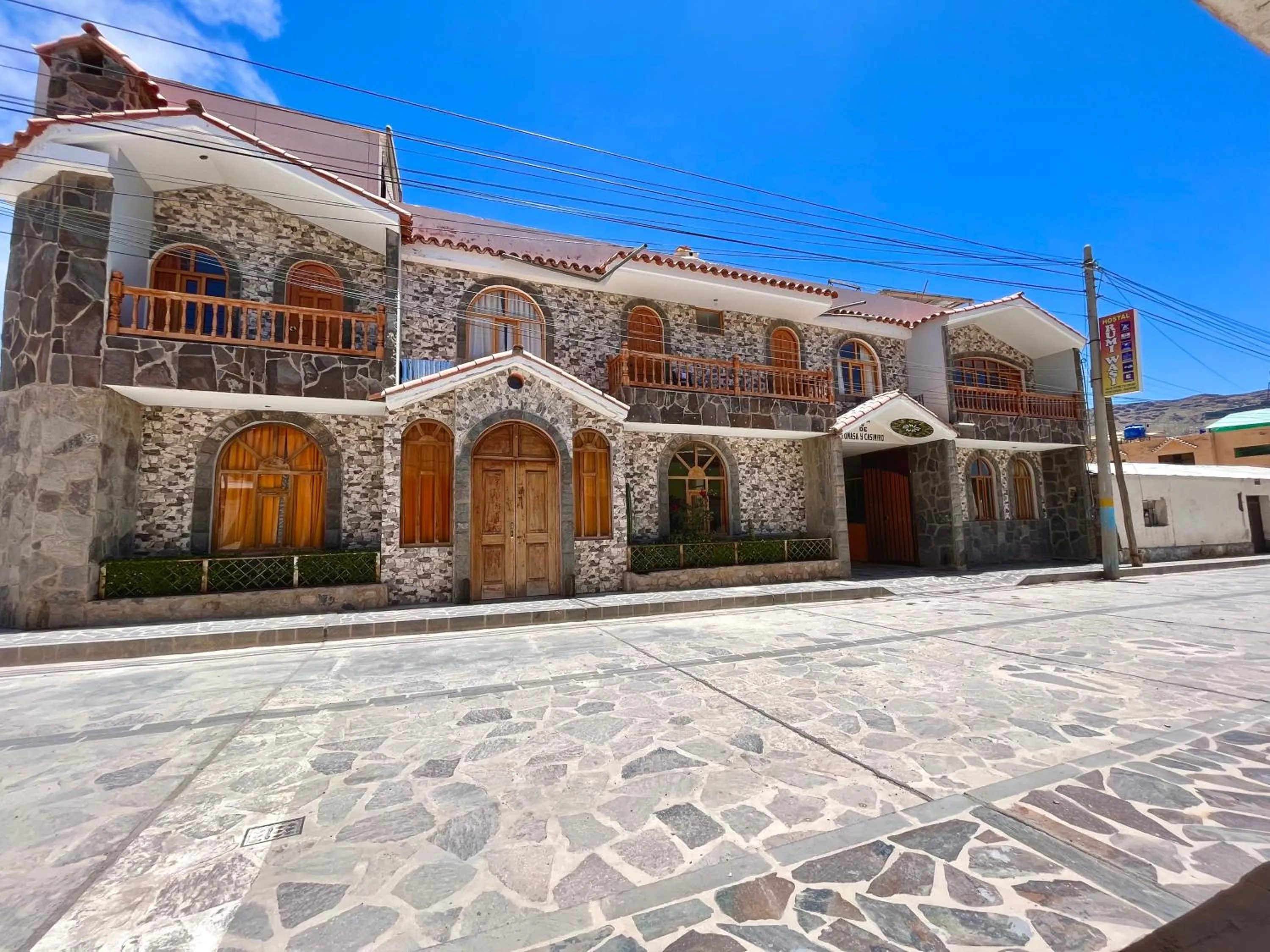 Facade/entrance in Rumi Wasi