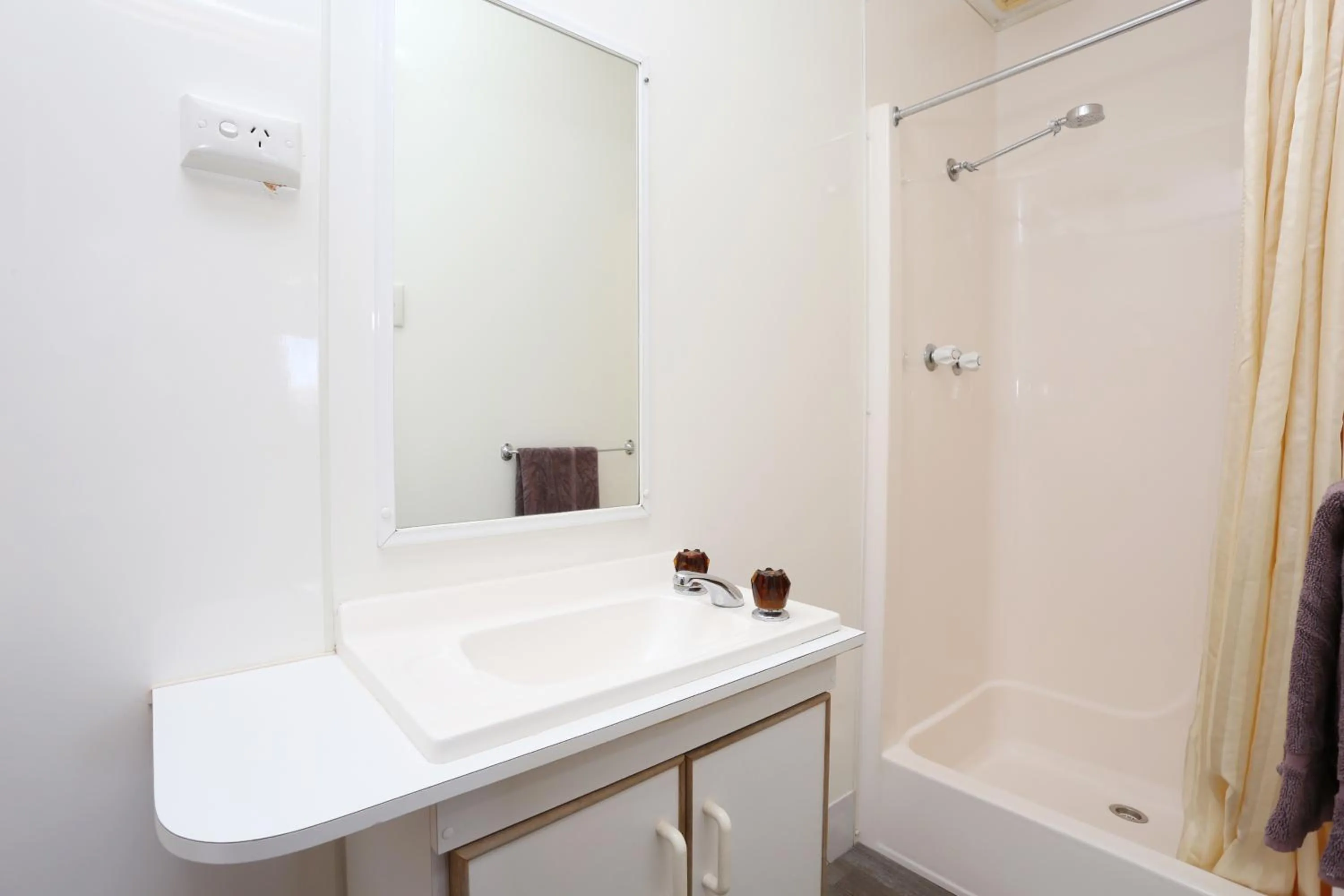 Bathroom in Moonta Bay Accommodation