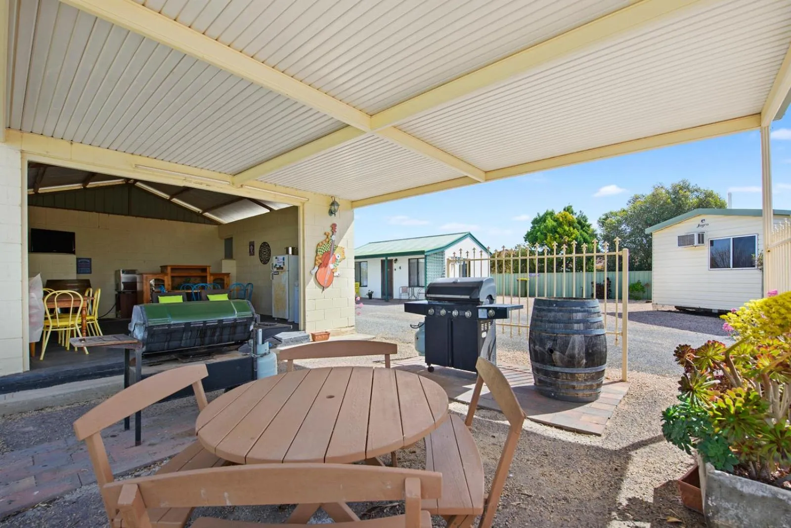 BBQ facilities in Moonta Bay Accommodation