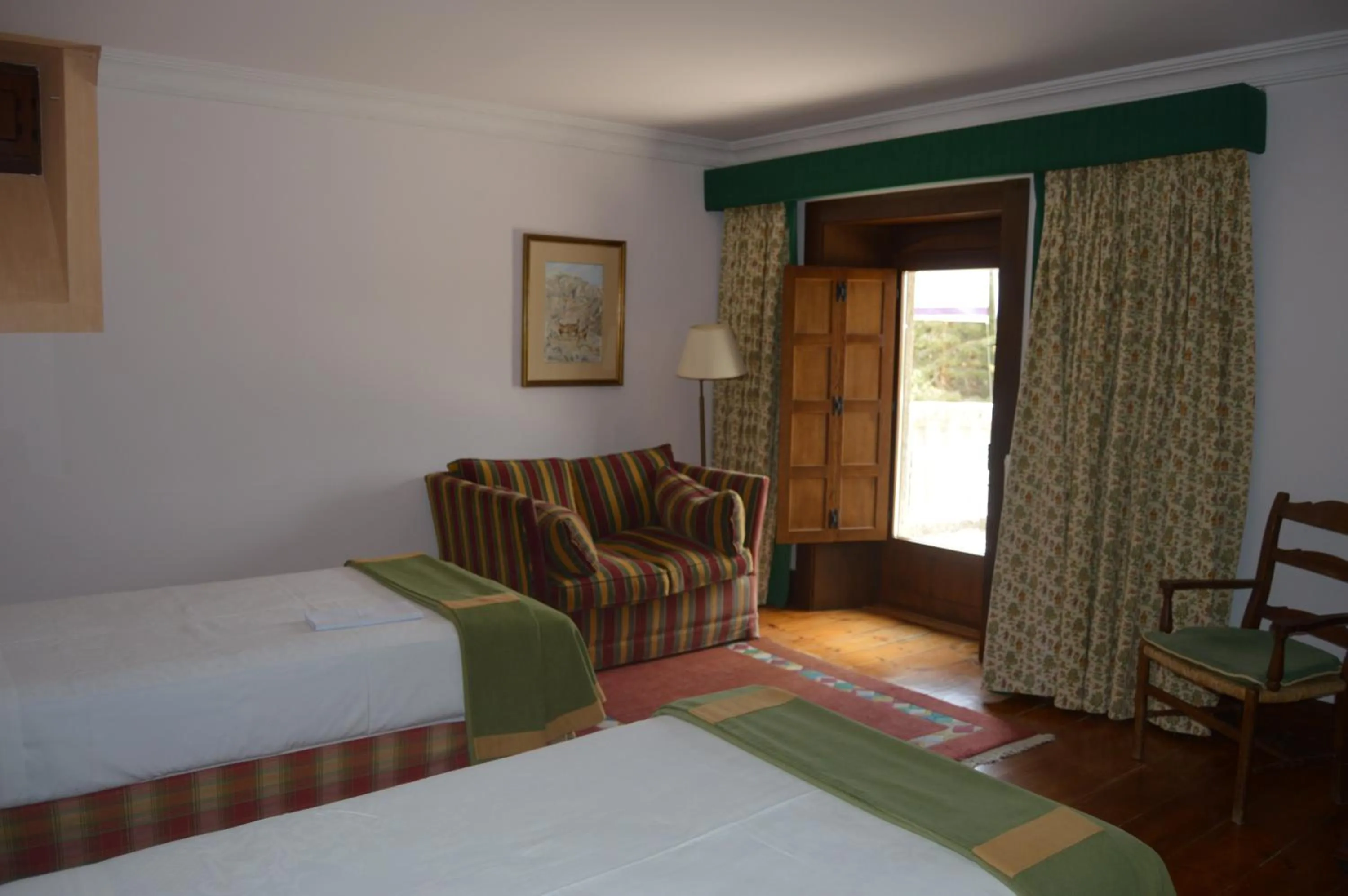 Bedroom, Bed in Parador de Gredos