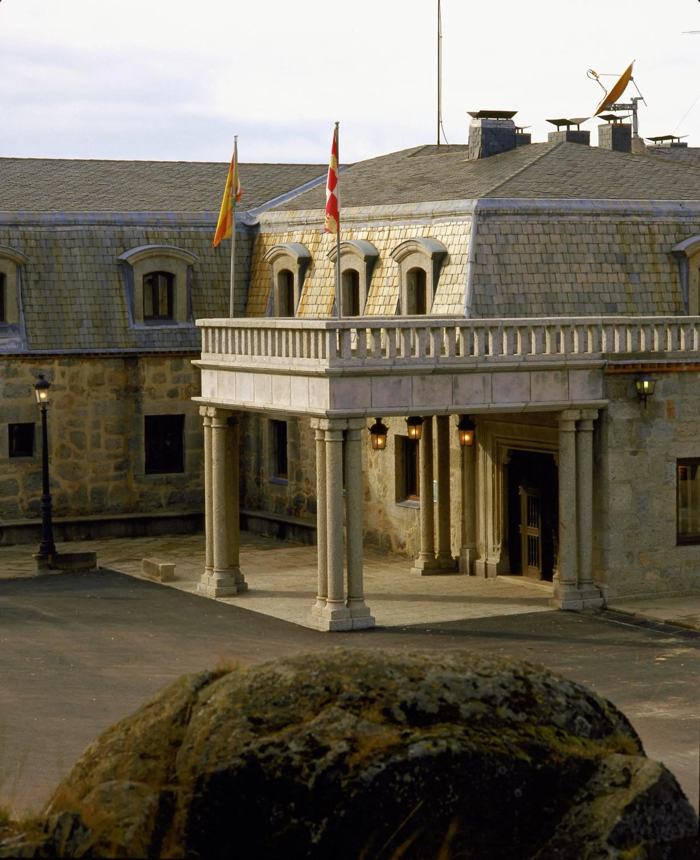 Facade/entrance in Parador de Gredos