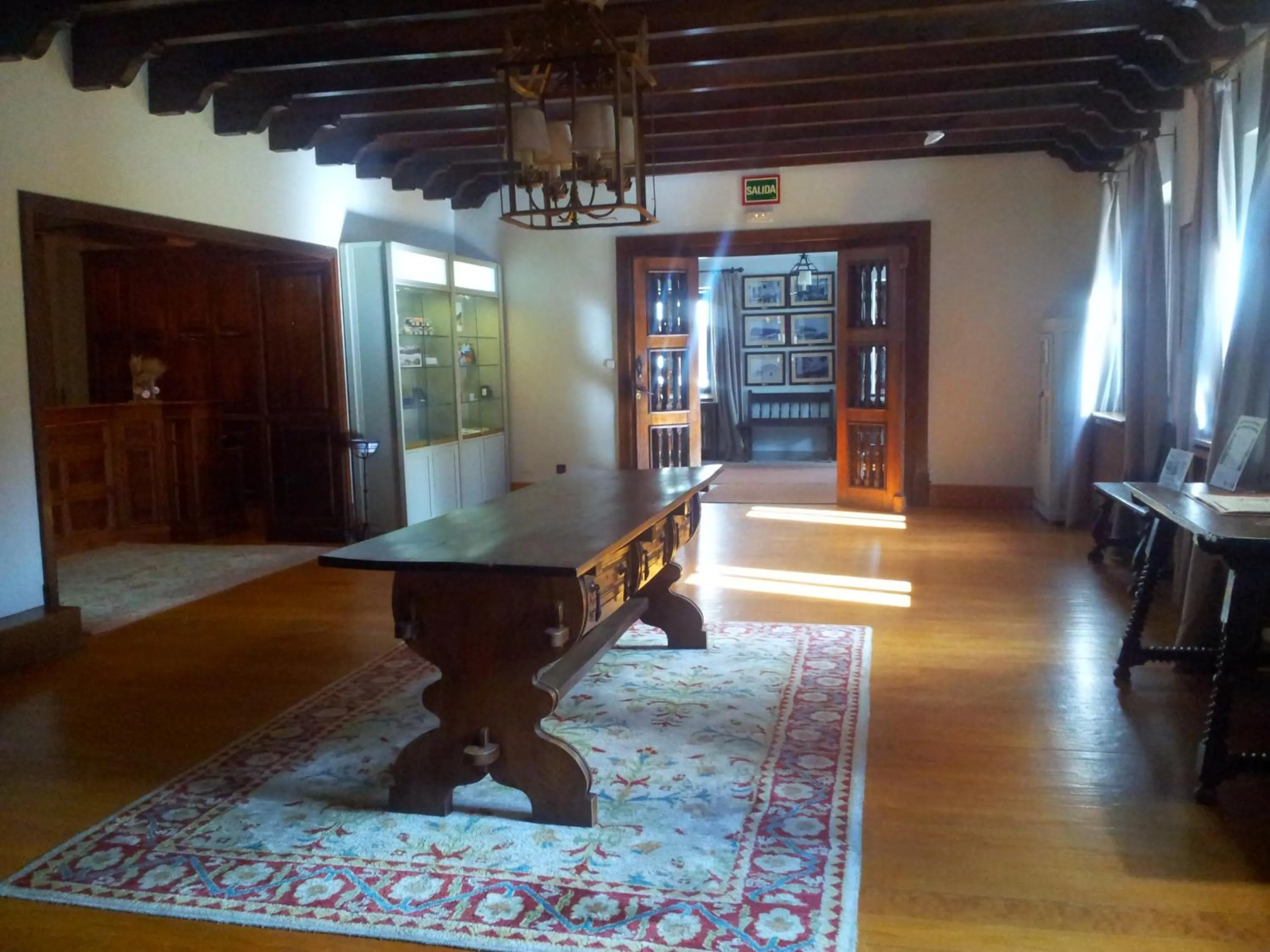 Lobby or reception in Parador de Gredos