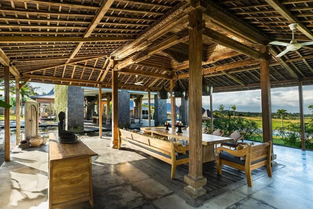 Lounge or bar in Alami Boutique Villas & Resort