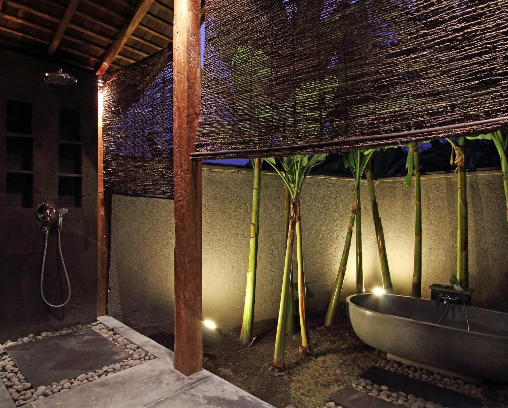 Open Air Bath in Alami Boutique Villas & Resort