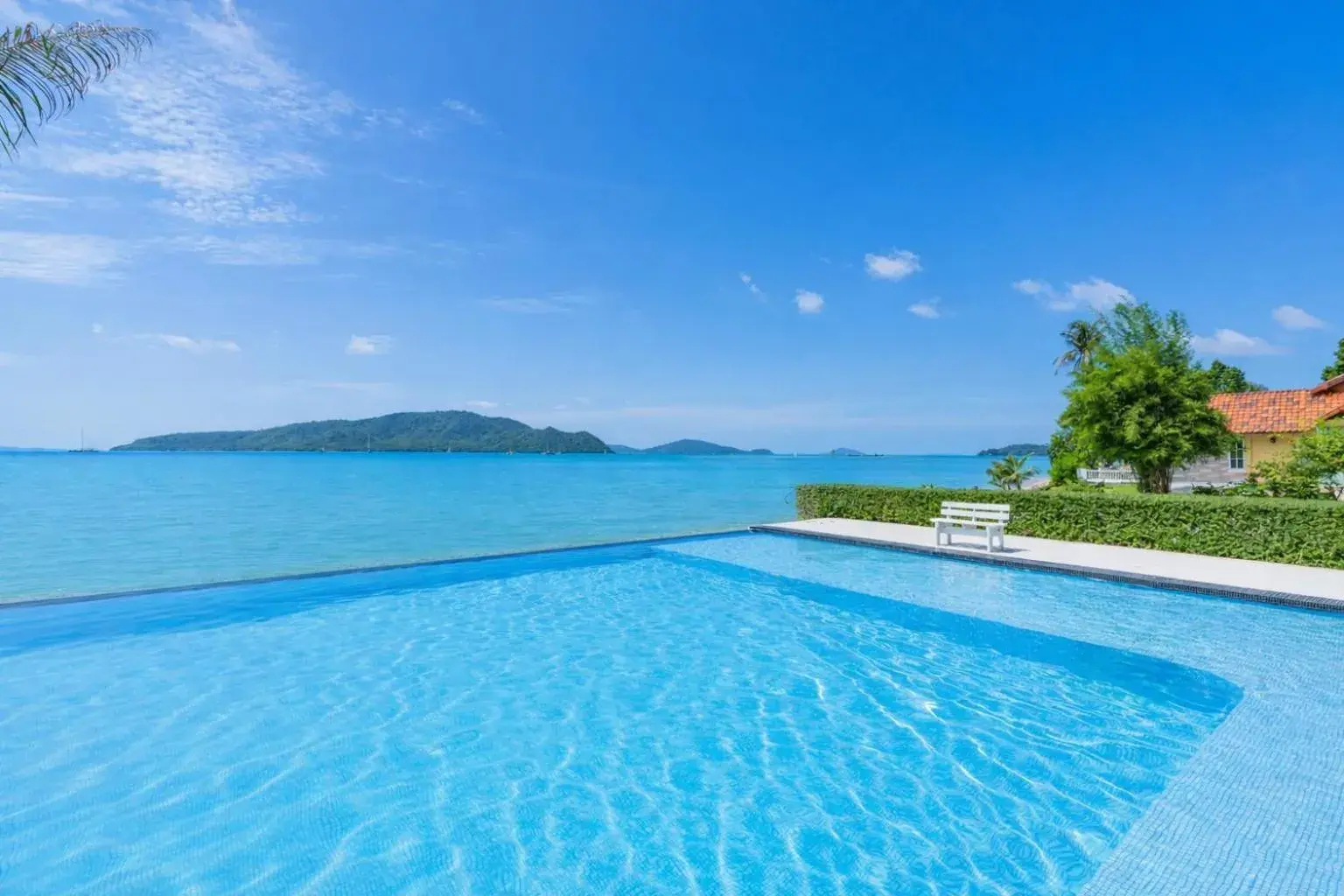 Swimming pool in Fisherman Way Beach Villa Swimming pool in Fisherman Way Beach Villa