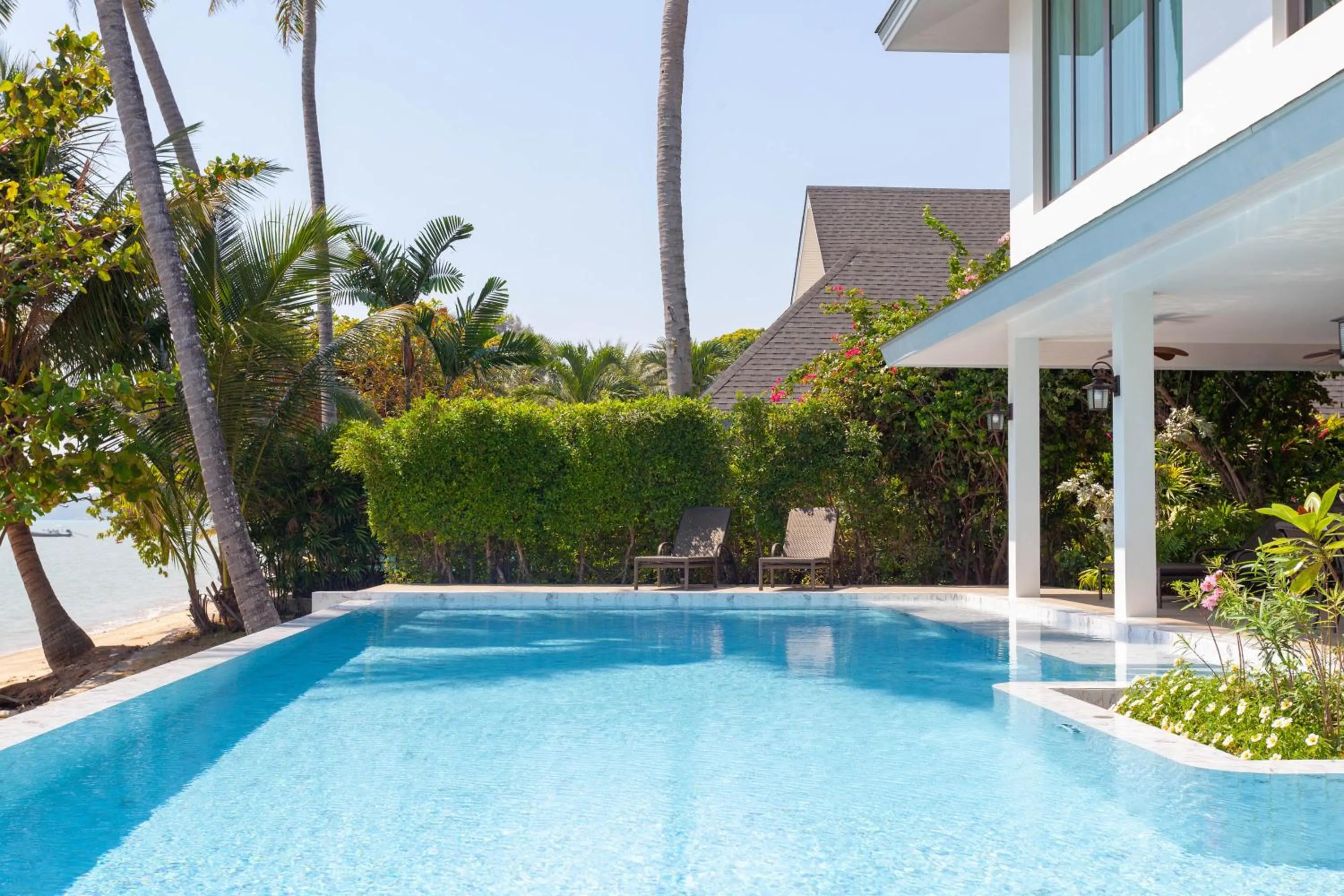 Pool view in Fisherman Way Beach Villa