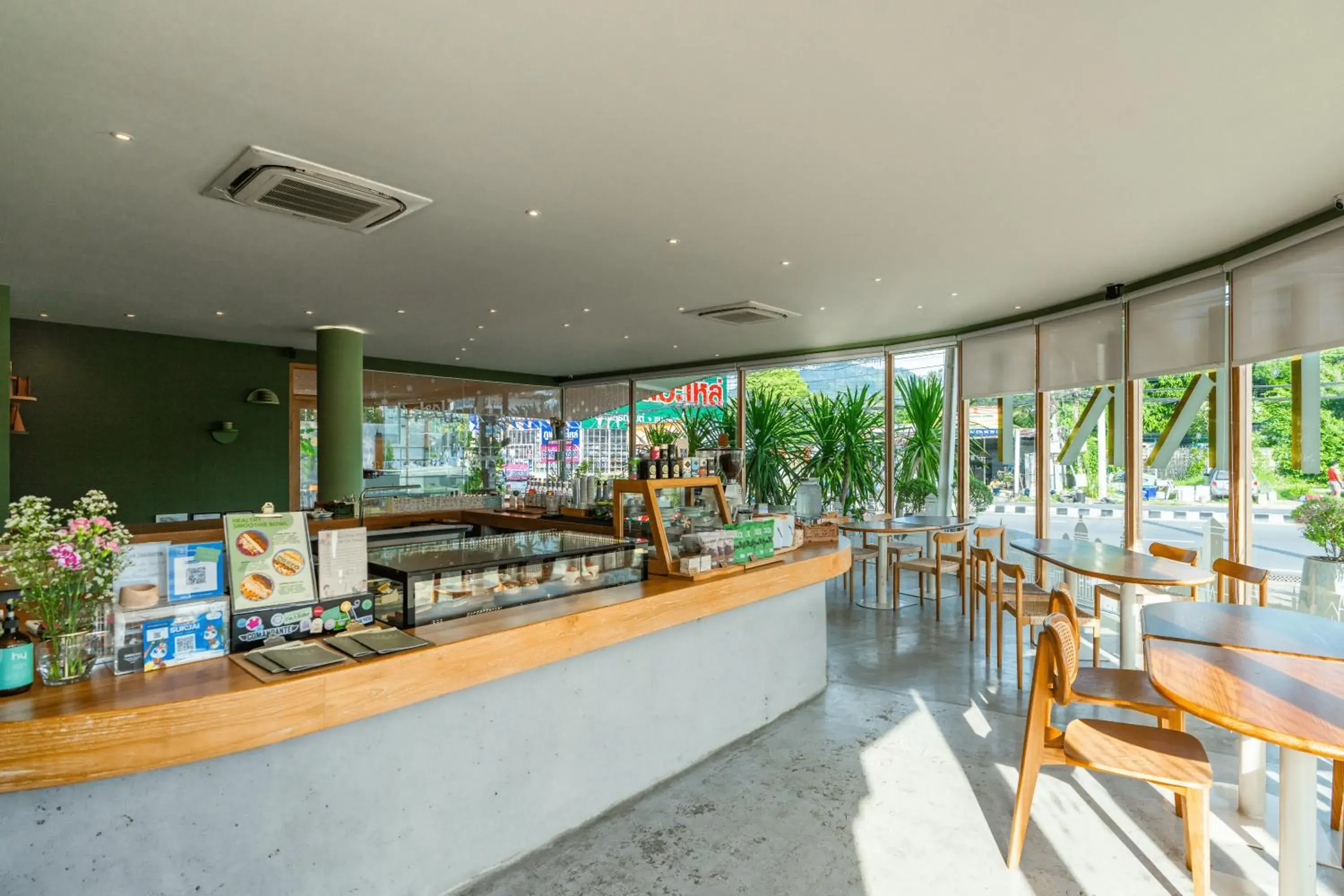 Restaurant/places to eat in Fisherman Way Beach Villa Restaurant/places to eat in Fisherman Way Beach Villa