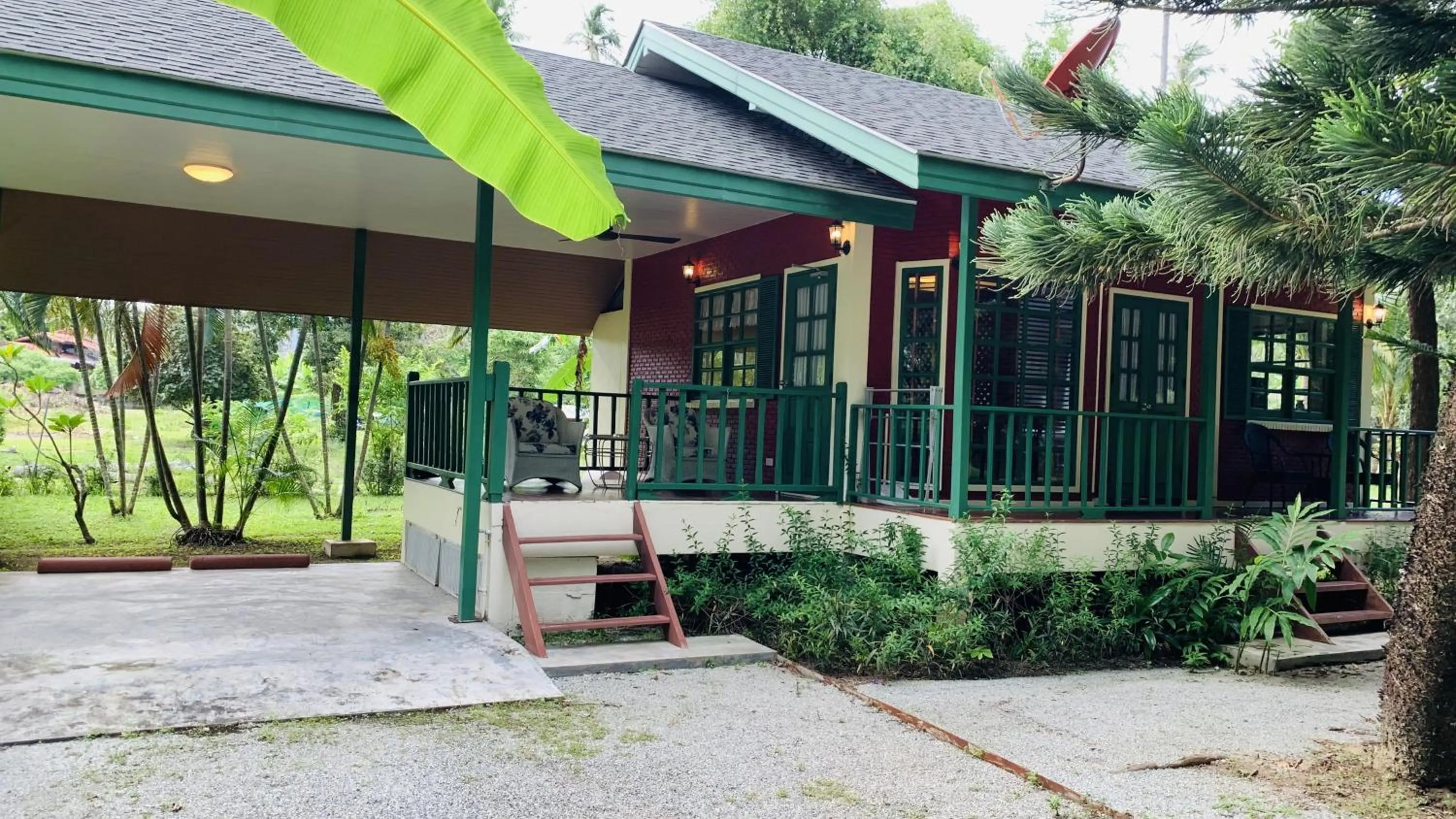 Property building in Fisherman Way Beach Villa