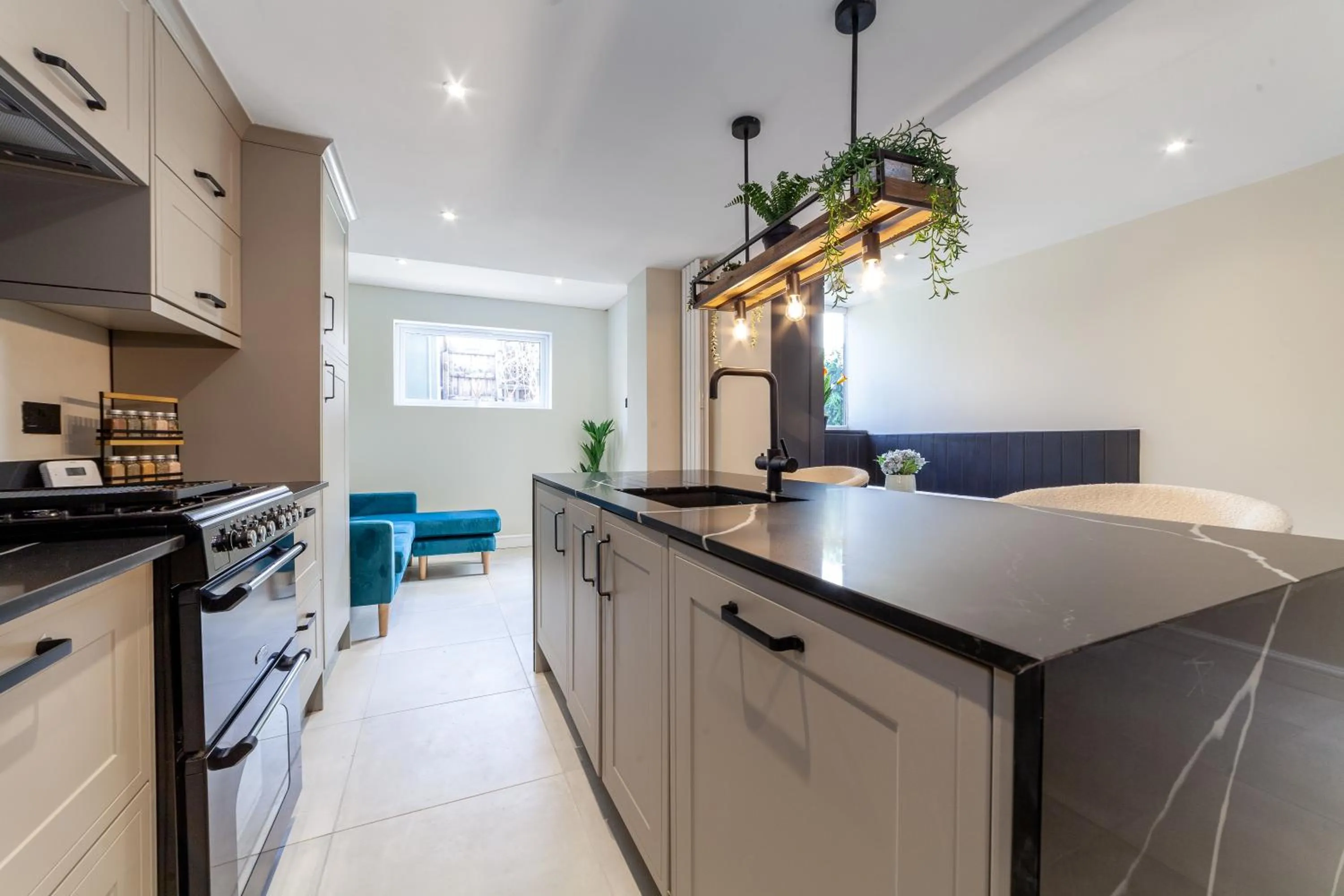 Tranquil 5BR house with garden & terrace, SE London