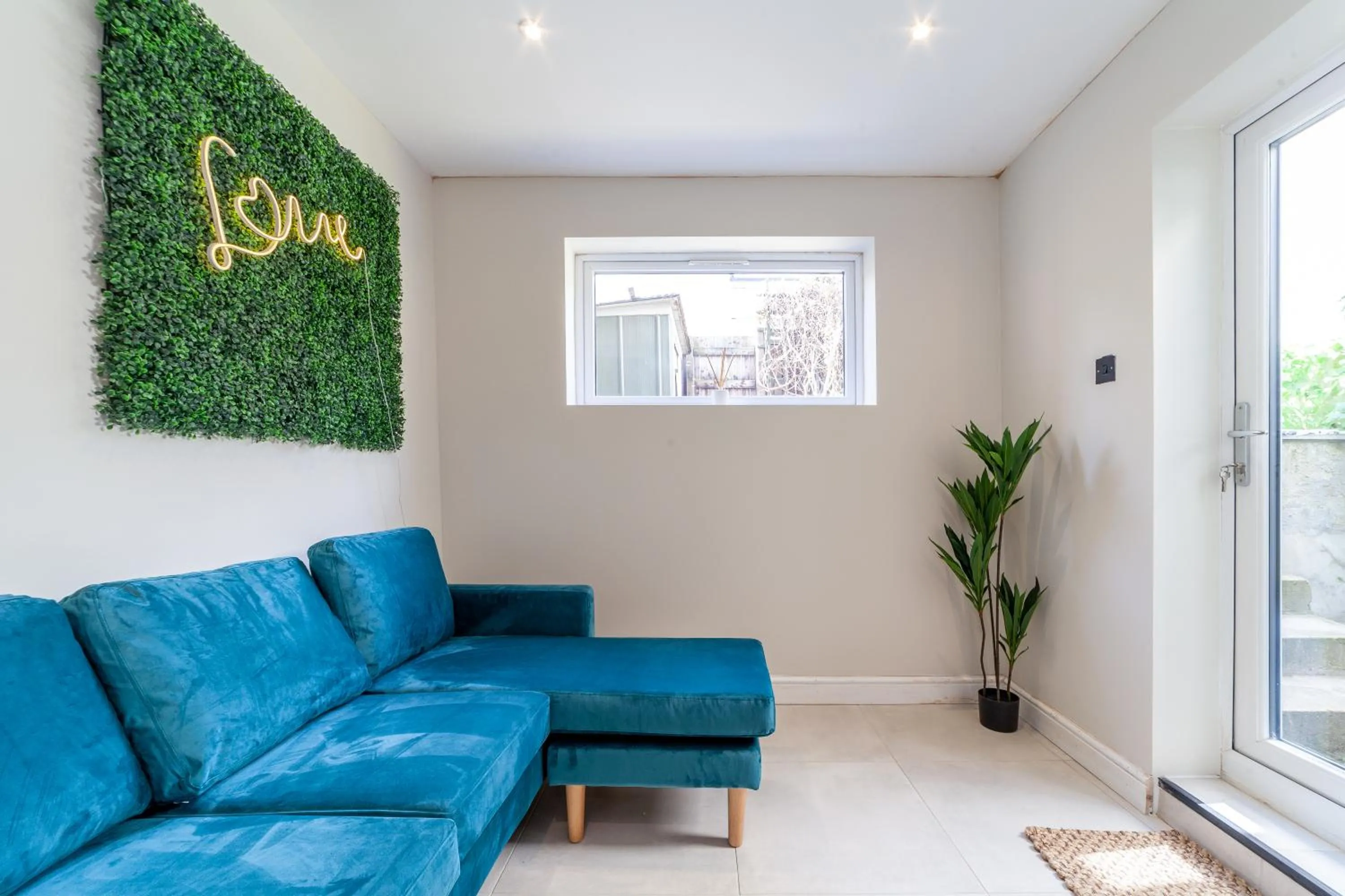 Tranquil 5BR house with garden & terrace, SE London