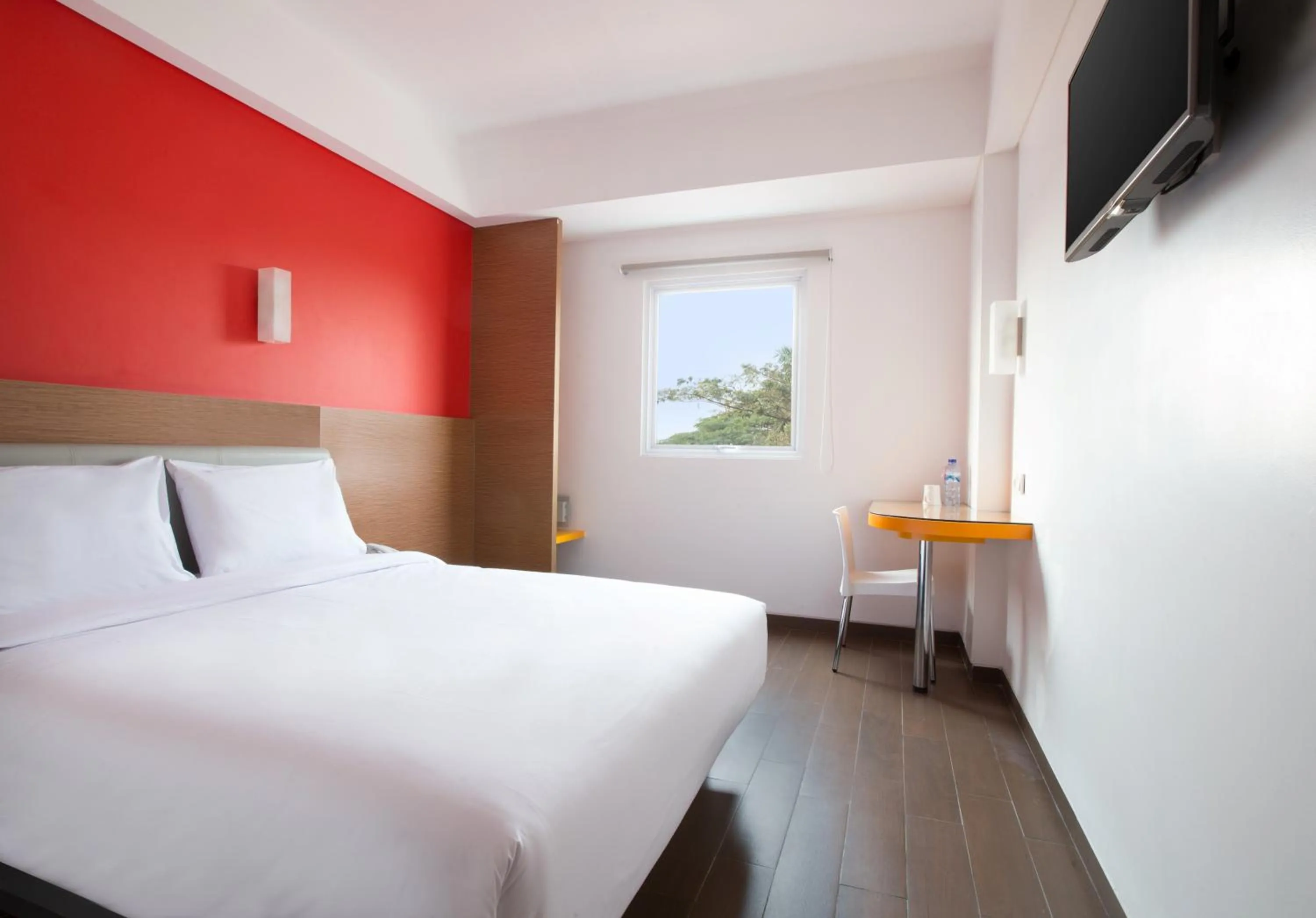 Day, Bed in Amaris Hotel Citra Raya – Tangerang