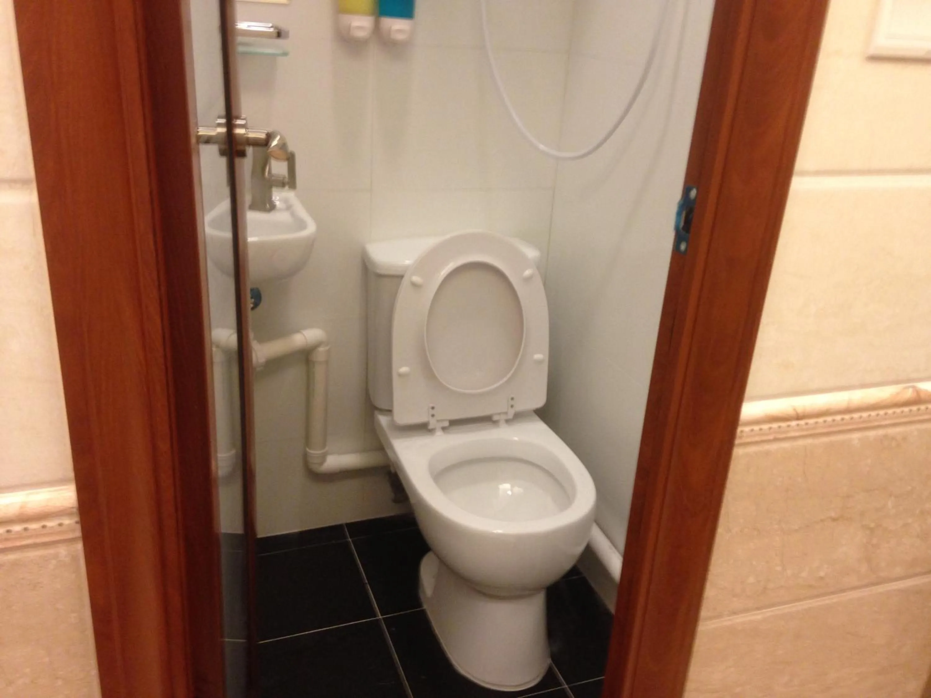 Bathroom in Hk Peace Guest House