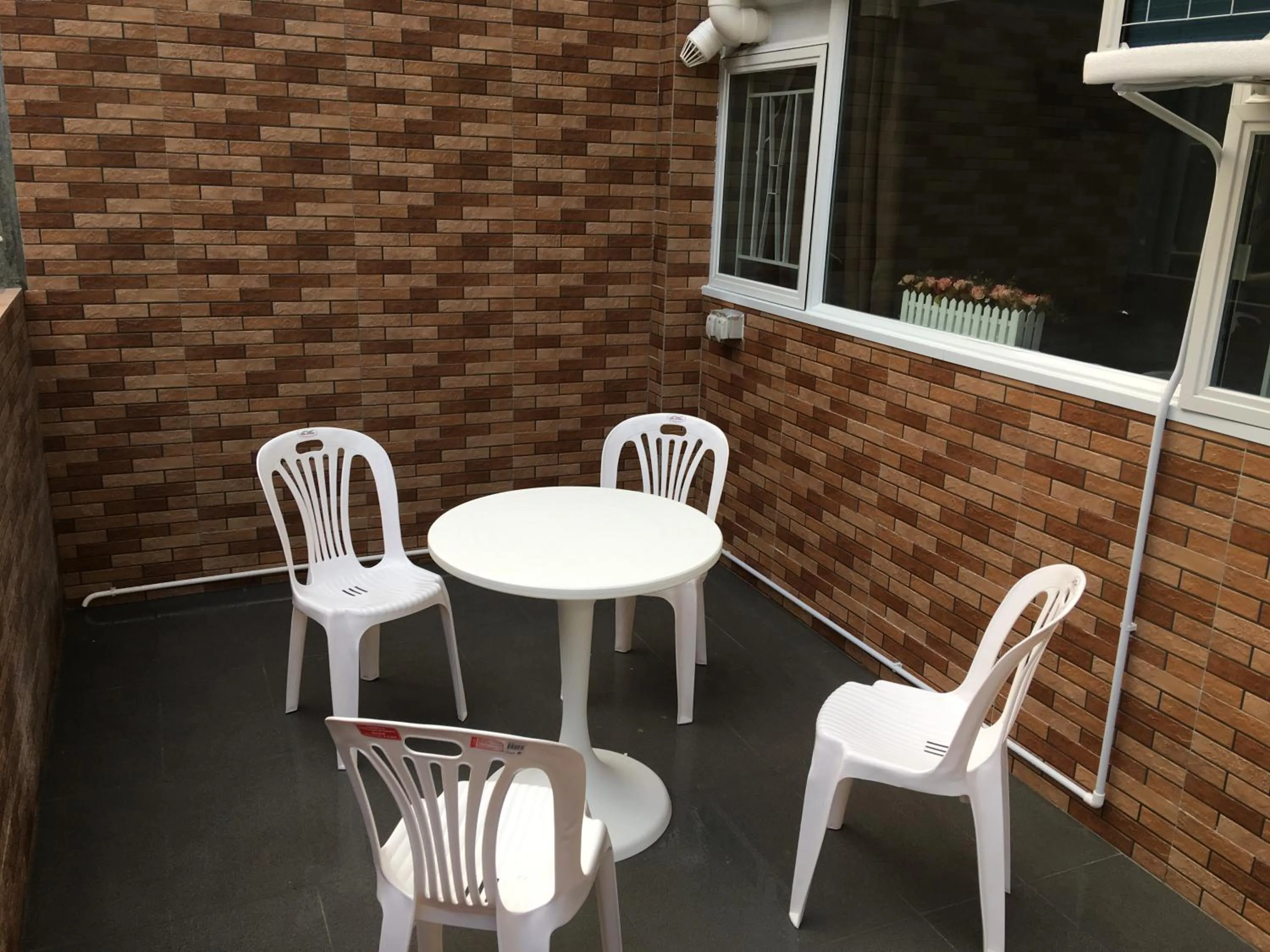 Balcony/Terrace in Hk Peace Guest House